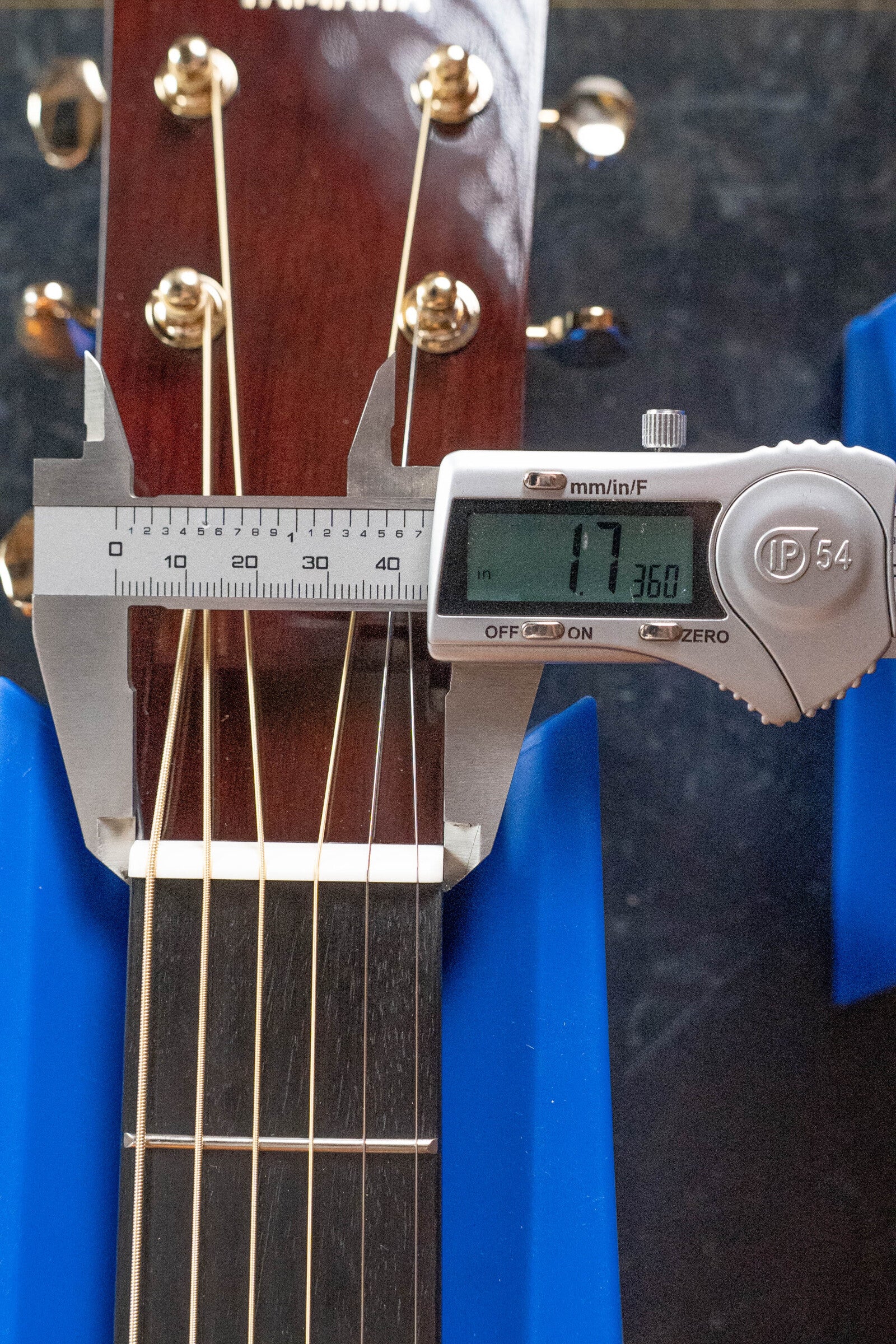 Yamaha TAG3C-NT Sitka/Mahogany Natural Dreadnought Guitar w/the NEWEST TransAcoustic System #0586