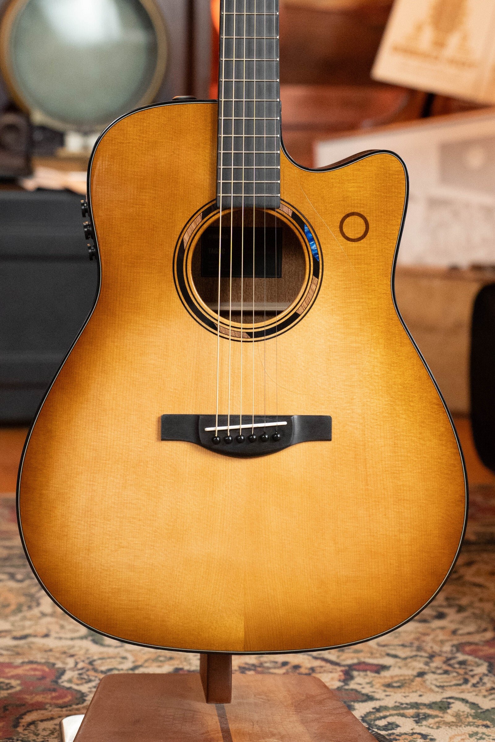 Yamaha TAG3C-SDB Sitka/Mahogany Sandburst Dreadnought Guitar w/the NEWEST TransAcoustic System #0488