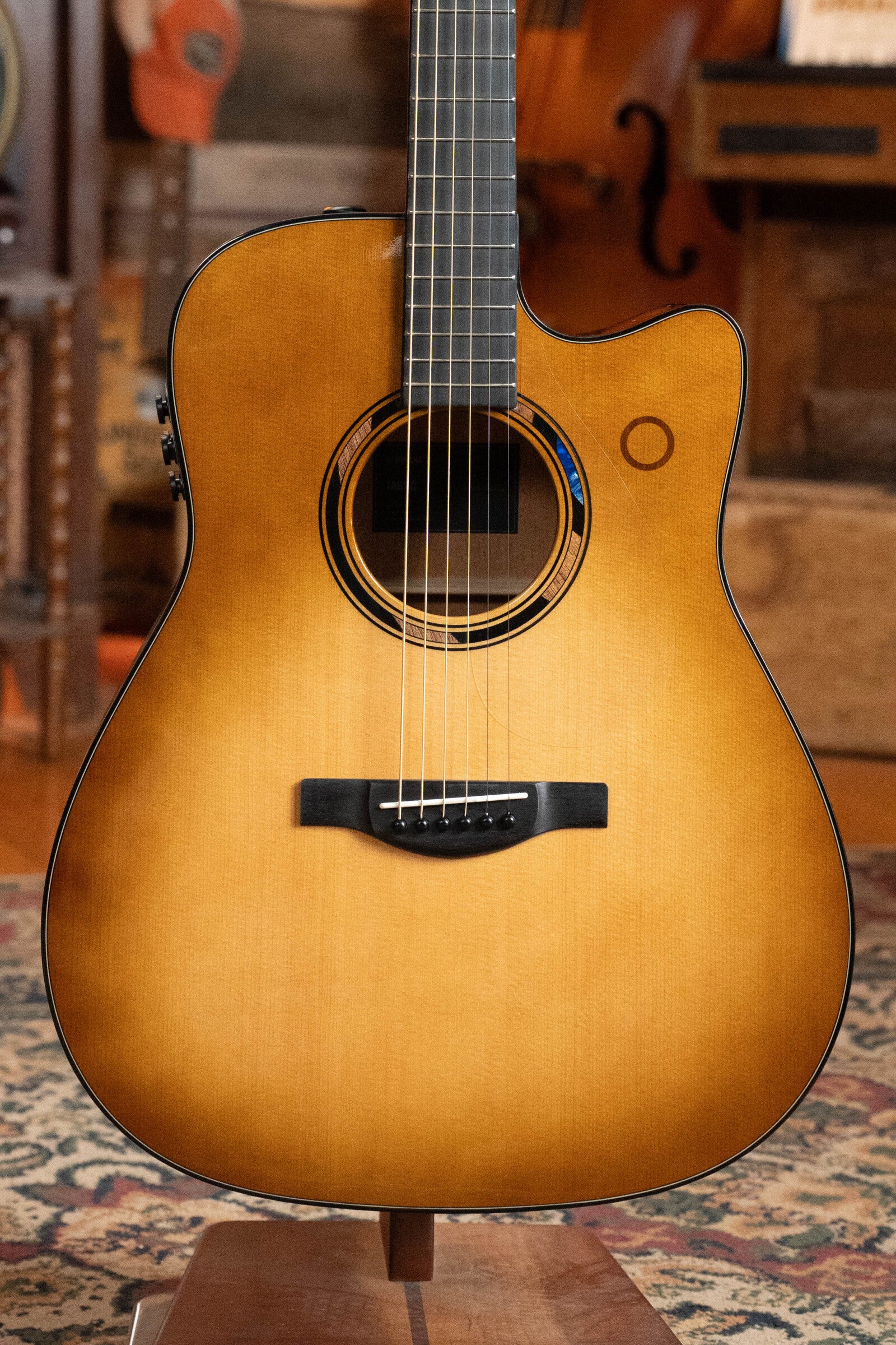 Yamaha TAG3C-SDB Sitka/Mahogany Sandburst Dreadnought Guitar w/the NEWEST TransAcoustic System #0649