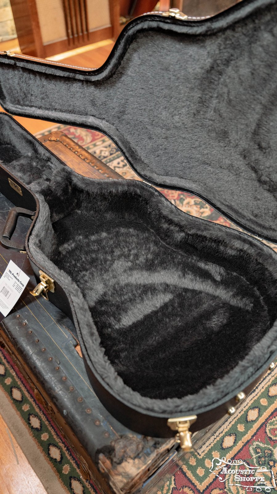 TKL 7810 Premier Dreadnought 6 String Hardshell Guitar Case