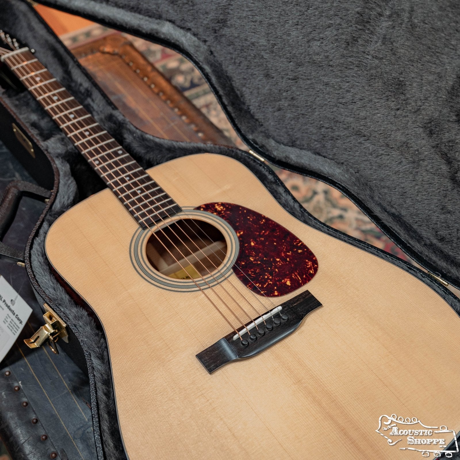 TKL 7810 Premier Dreadnought 6 String Hardshell Guitar Case