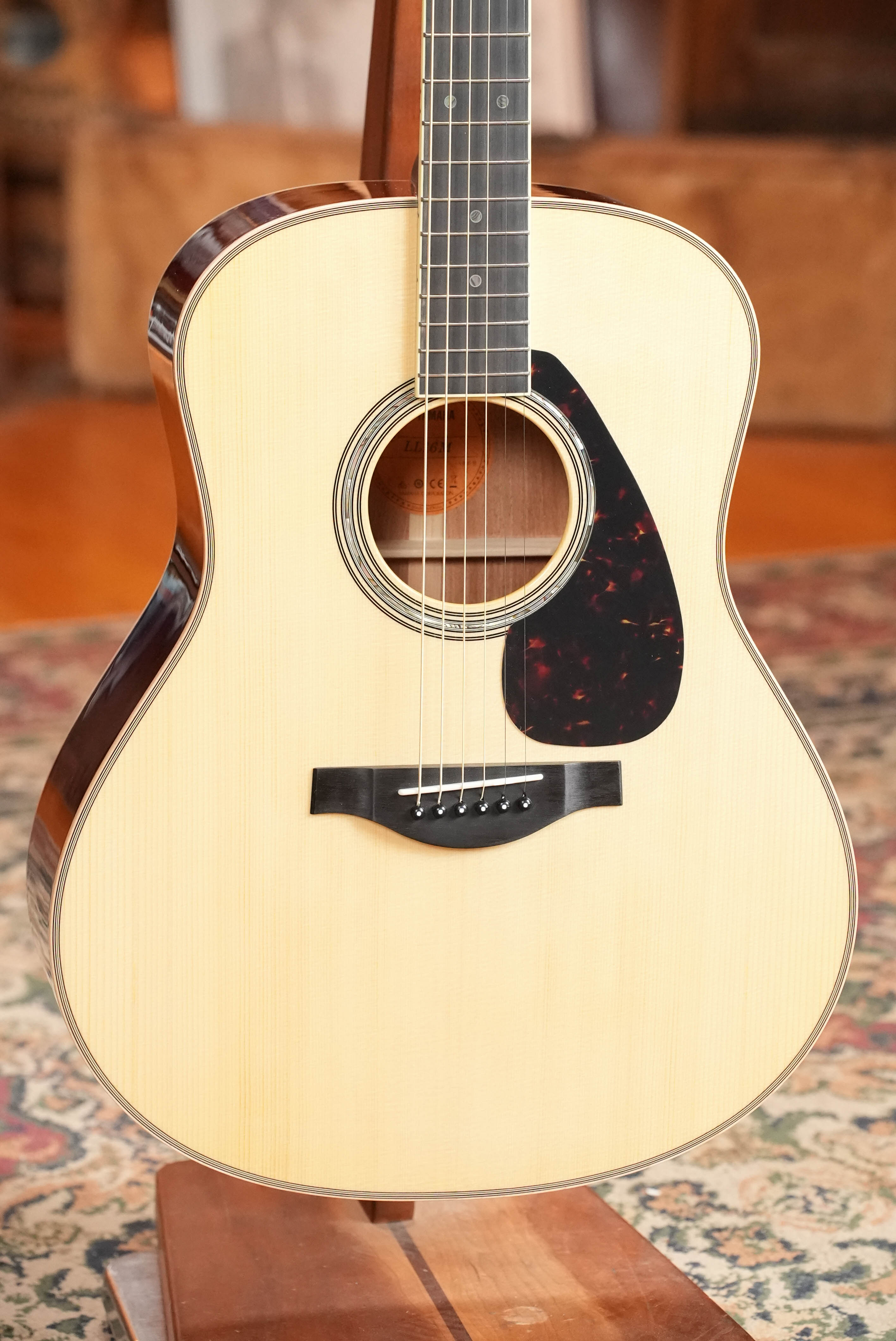 (need new Specs)Yamaha LL16M ARE Engelmann/Mahogany Original Jumbo Acoustic Guitar w/ SRT Zero Impact Pickup #0612