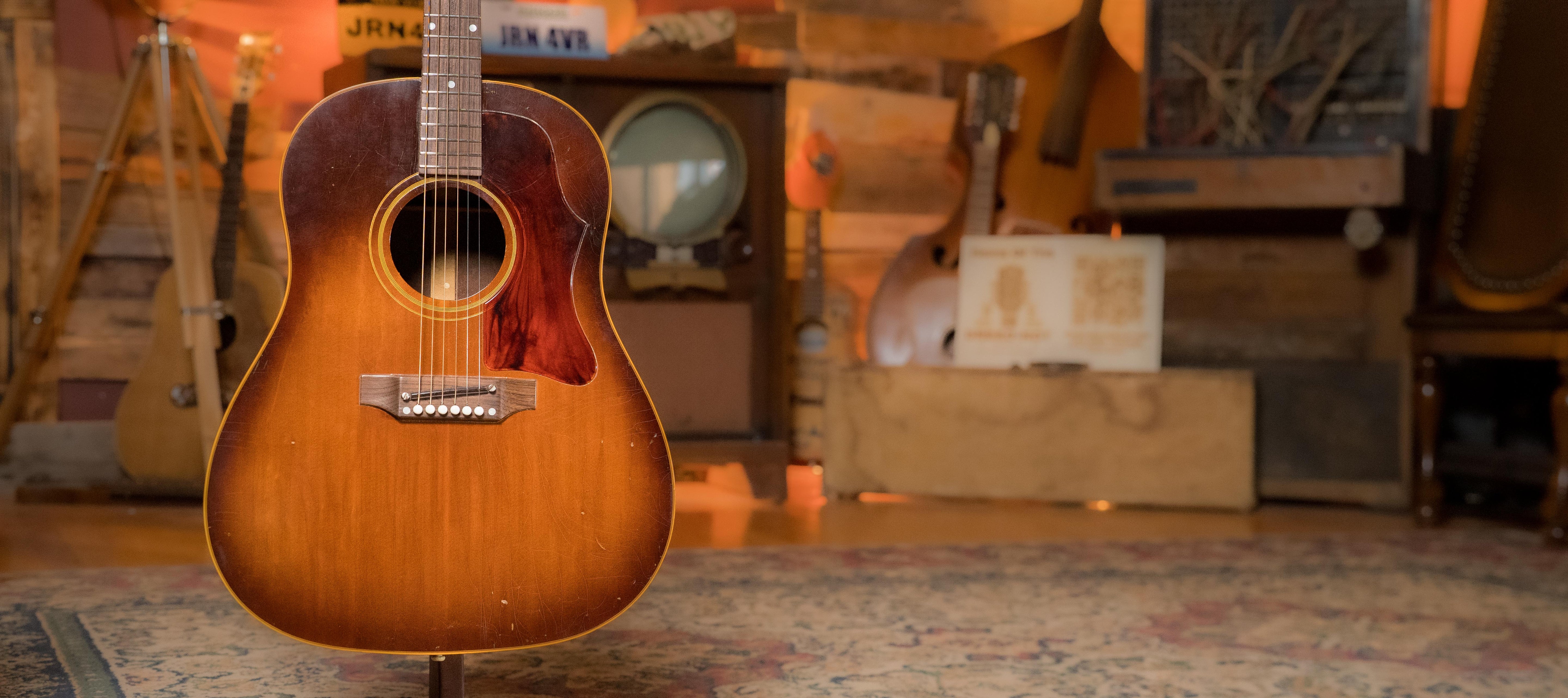 Pre-Owned Guitars