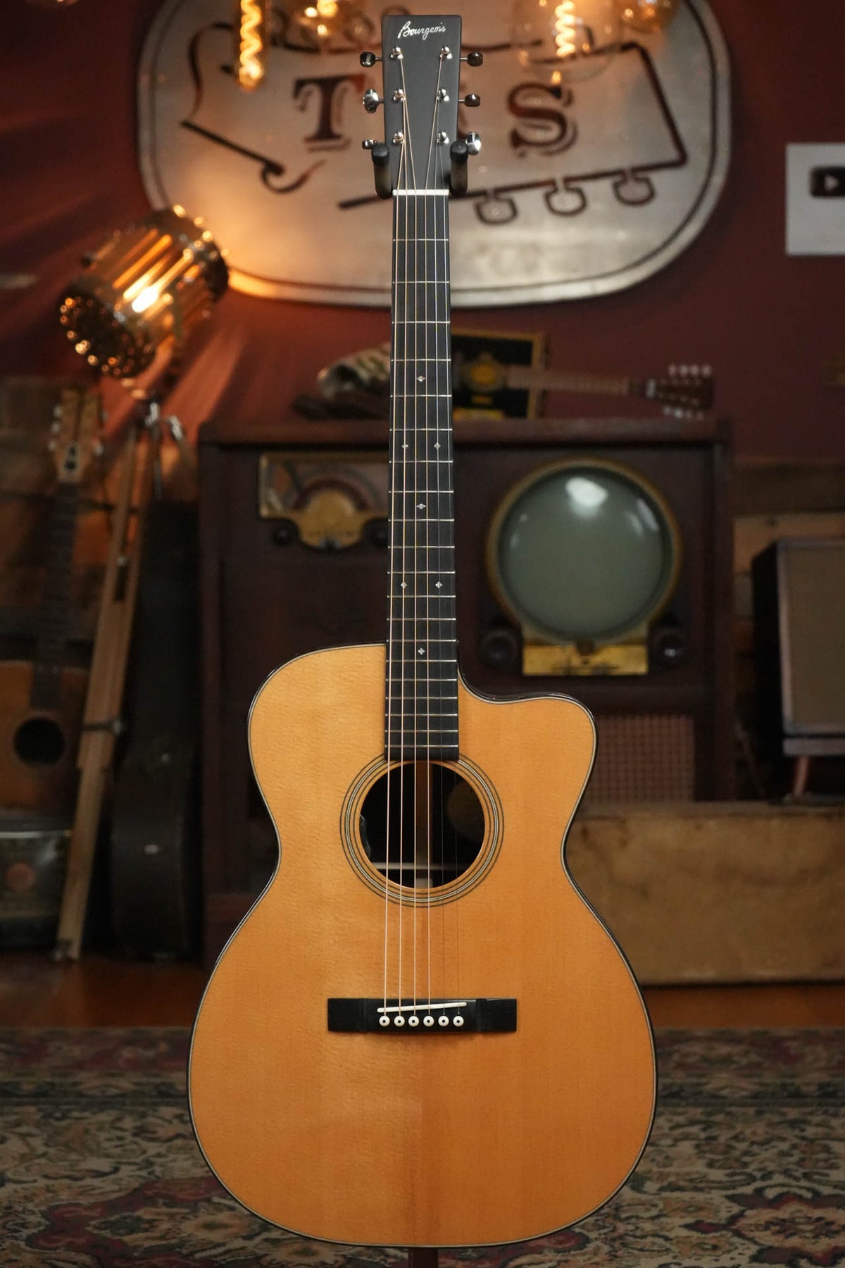 Bourgeois OMCE/DE Downeast Series Soloist Thermo-Cured Sitka/Rosewood Orchestra Model Cutaway Guitar w/LR Baggs Electronics #4258