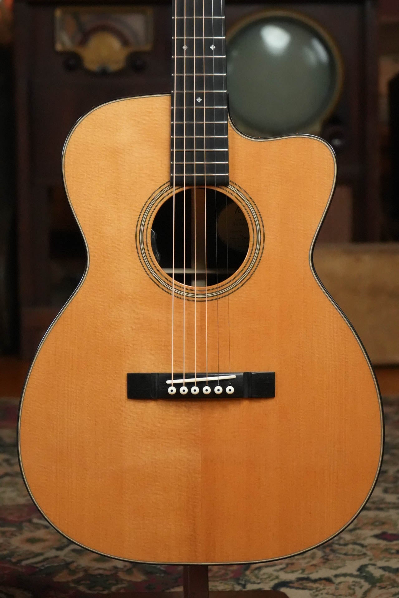 Bourgeois OMCE/DE Downeast Series Soloist Thermo-Cured Sitka/Rosewood Orchestra Model Cutaway Guitar w/LR Baggs Electronics #4258