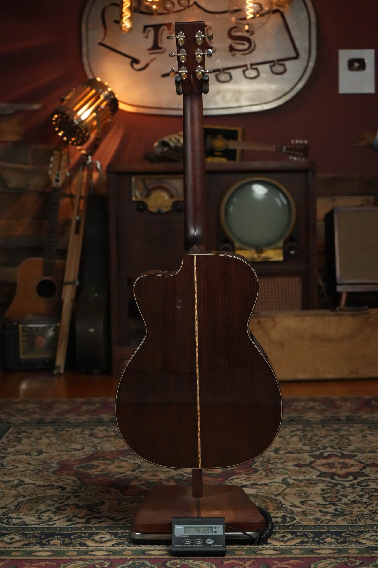 Bourgeois OMCE/DE Downeast Series Soloist Thermo-Cured Sitka/Rosewood Orchestra Model Cutaway Guitar w/LR Baggs Electronics #4258