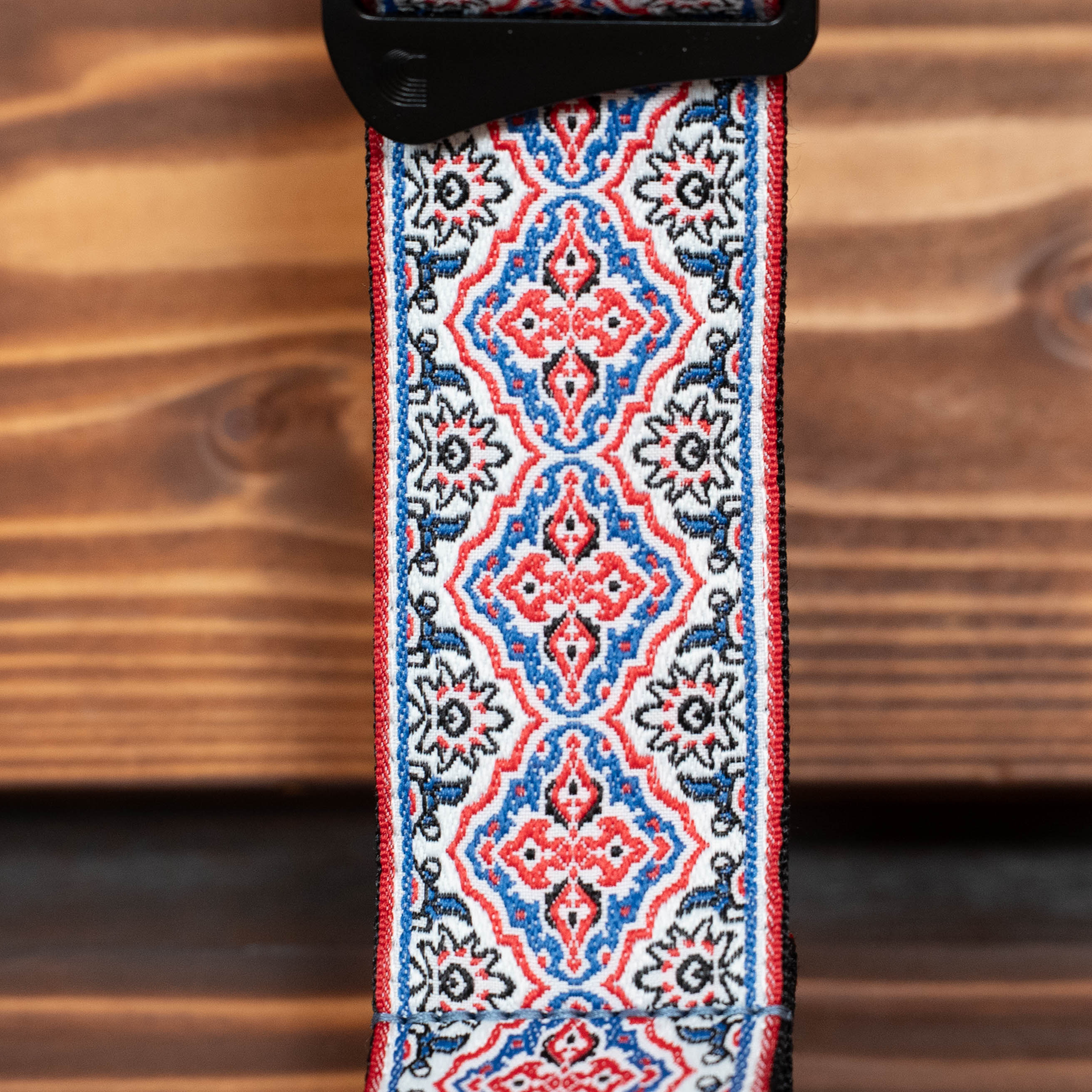 D'Addario Eco Persian Woven Guitar Strap - White Pattern