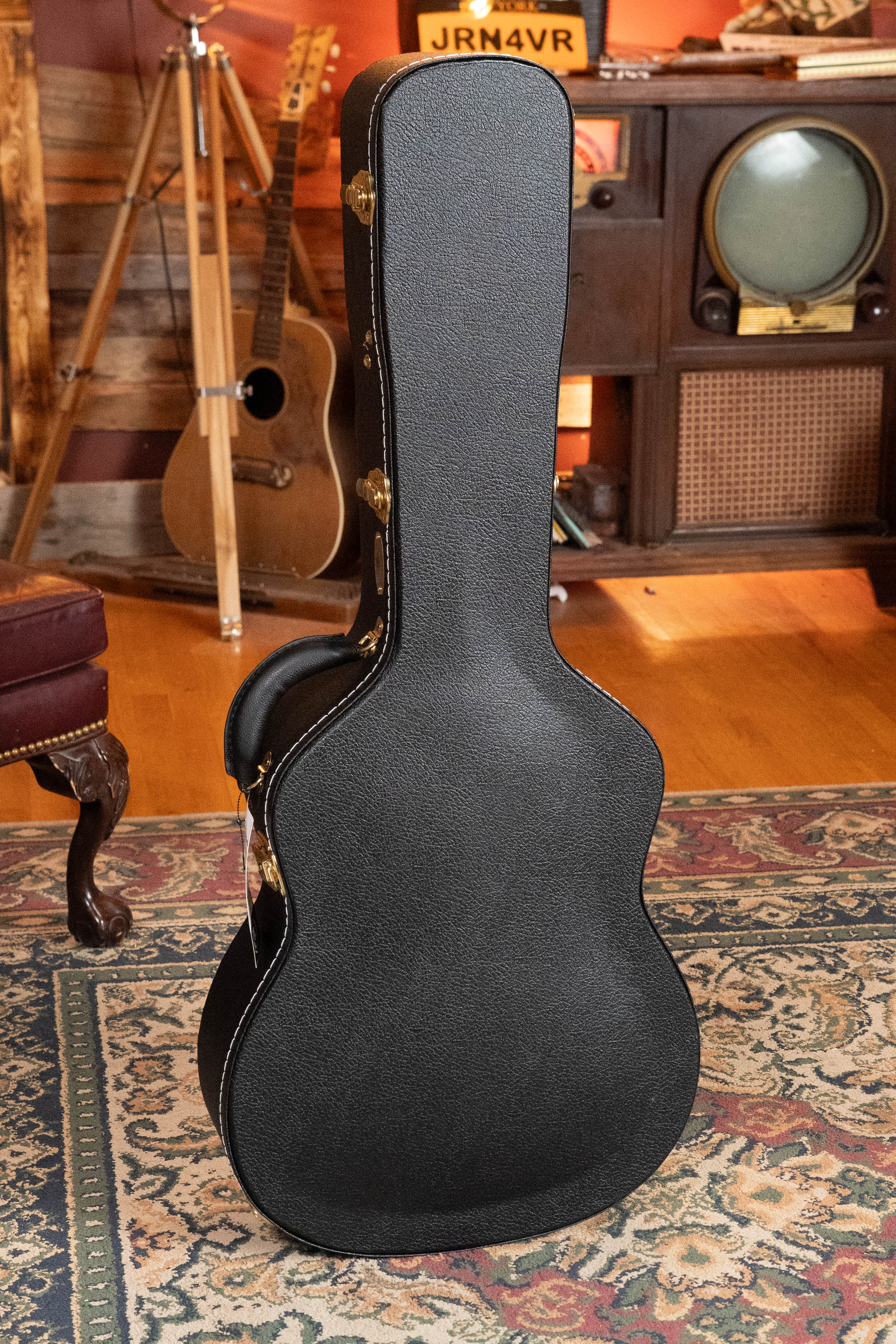 TKL AVS-605 American Vintage Series Hardshell Guitar Case - OM / OOO