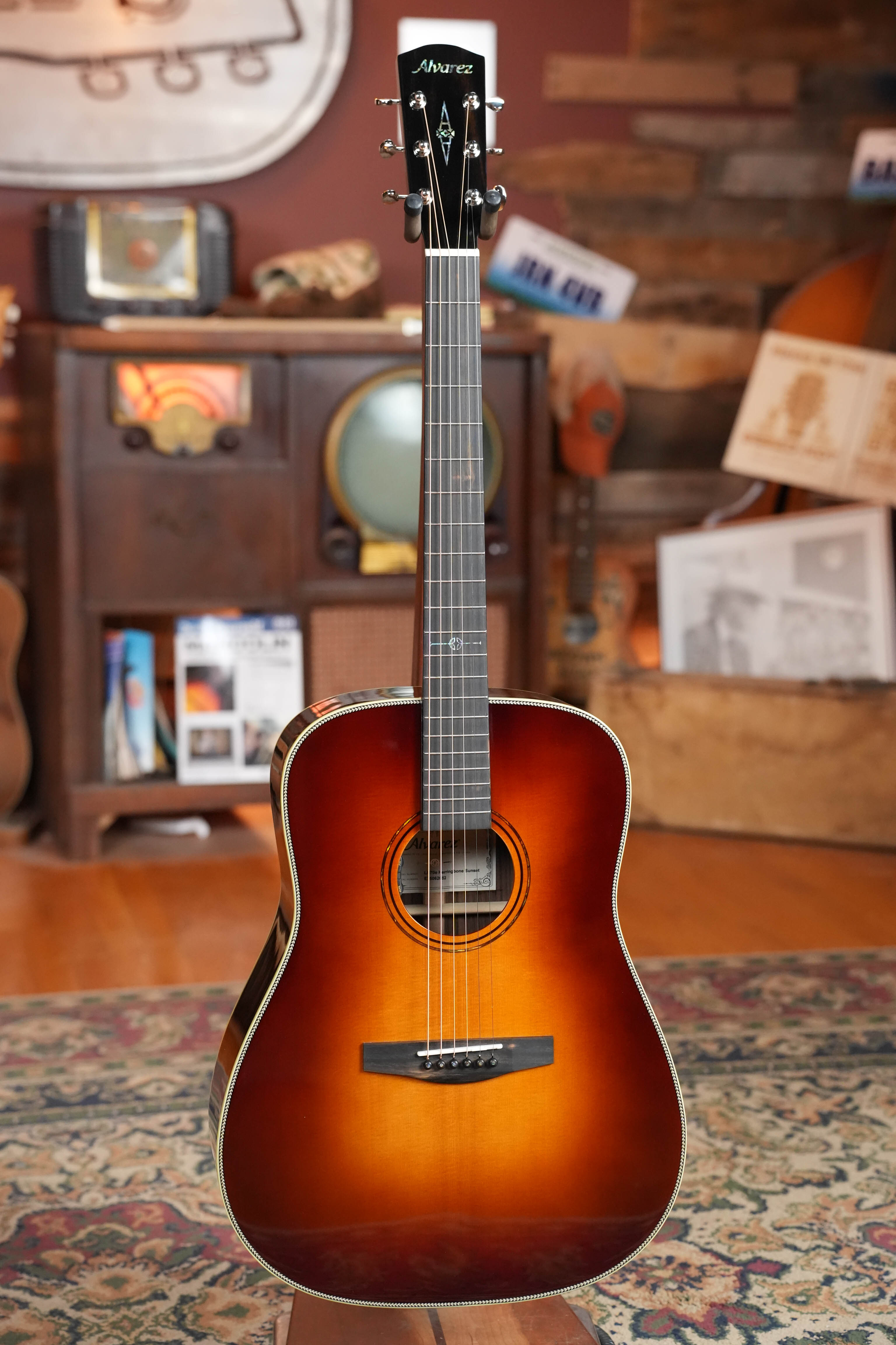 Alvarez LD70e Sitka/Rosewood Herringbone Sunset Dreadnought Guitar w/L
