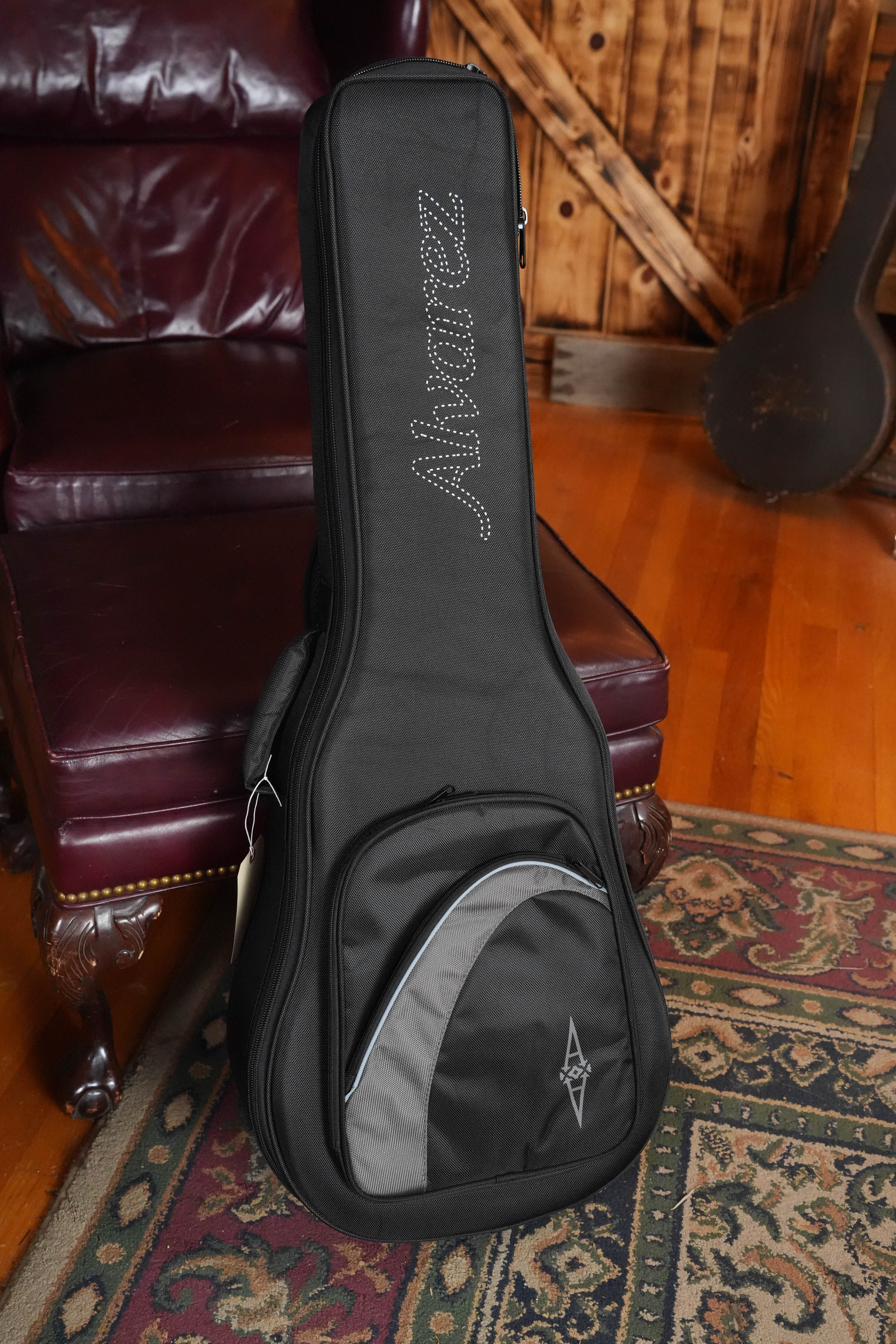 Alvarez LP60e Sitka/Mahogany Parlor Acoustic Guitar w/ L.R. Baggs HiFi Pickup #1147