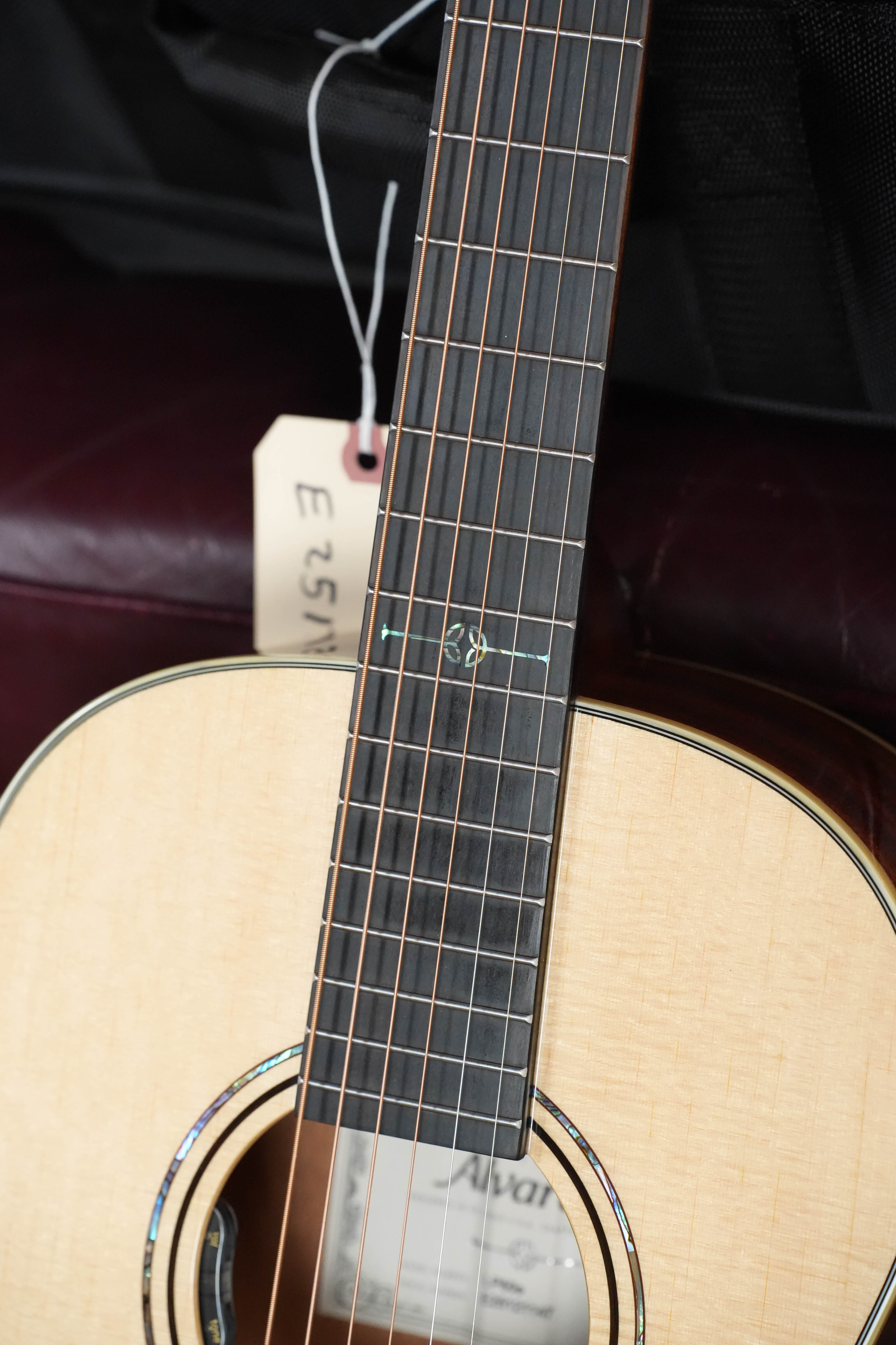 Alvarez LP60e Sitka/Mahogany Parlor Acoustic Guitar w/ L.R. Baggs HiFi Pickup #1147