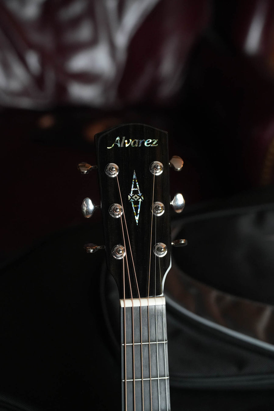Alvarez Laureate LF70e OM Blacktop Acoustic-Electric Guitar #1478