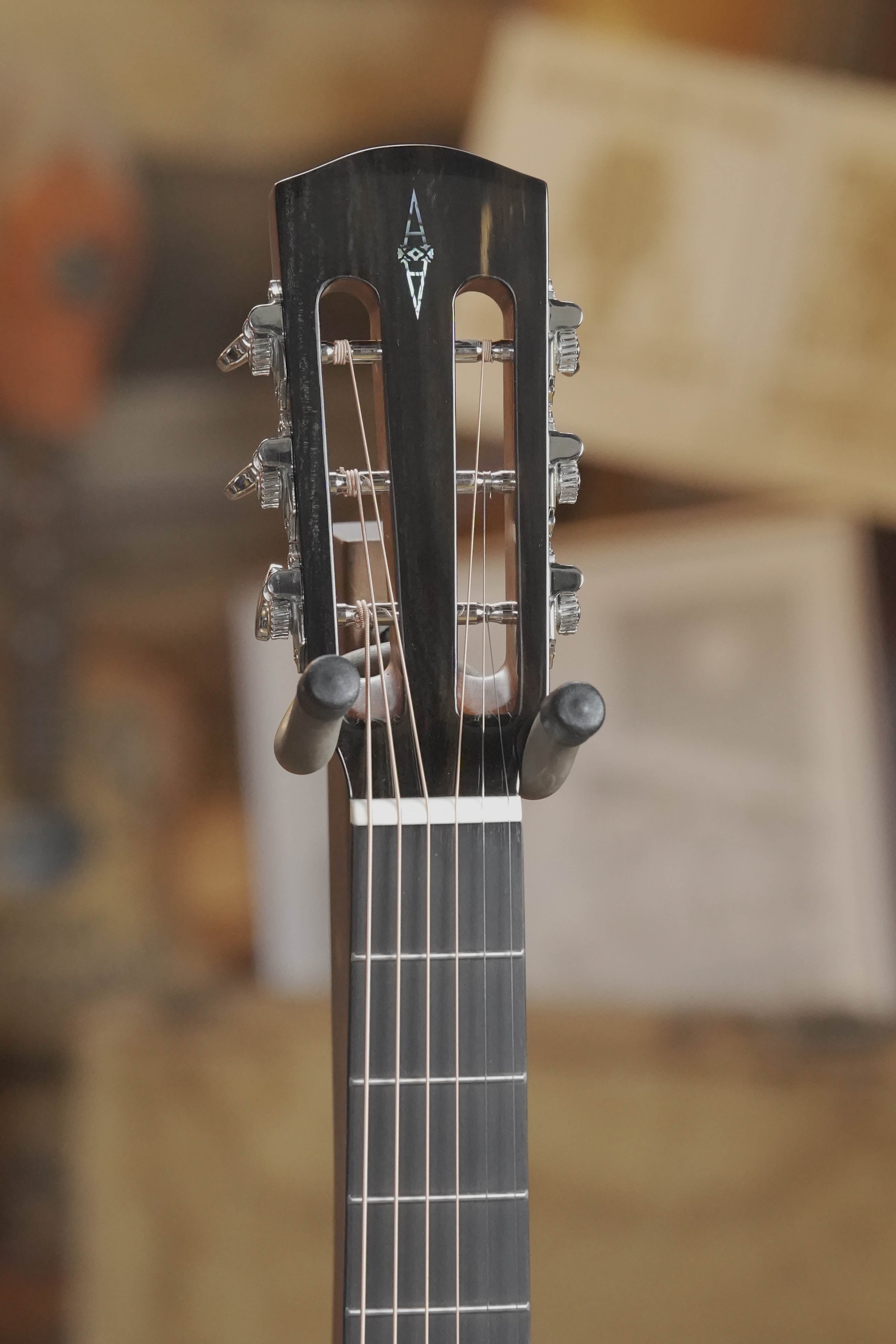 Alvarez Laureate LP70e Herringbone Sunset Sitka/East Indian Rosewood Parlor Guitar w/LR Baggs HiFi Pickup #1455