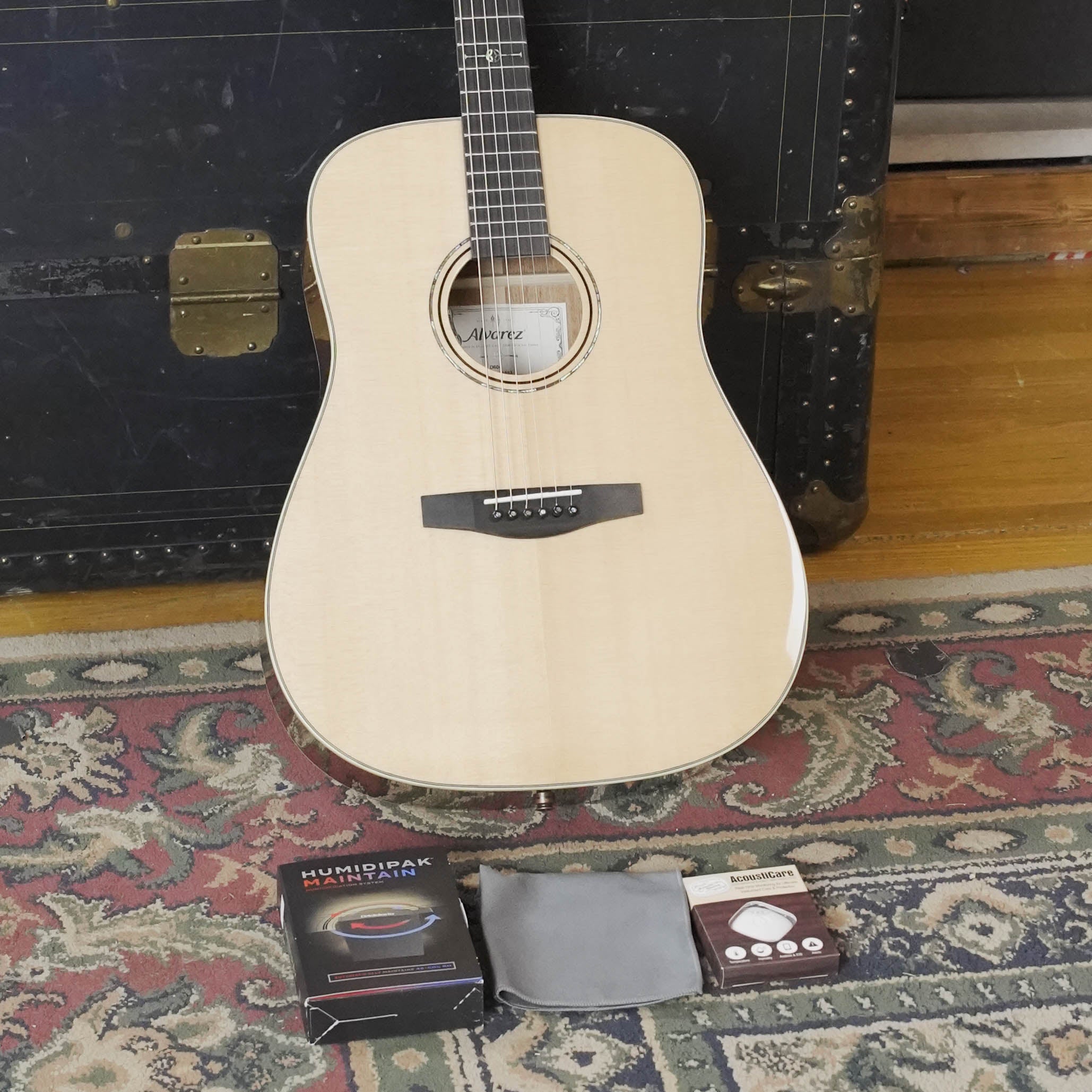 Alvarez Laureate Series LD60e Sitka/Mahogany Dreadnought Guitar w/LR Baggs Hifi Pickup #1513