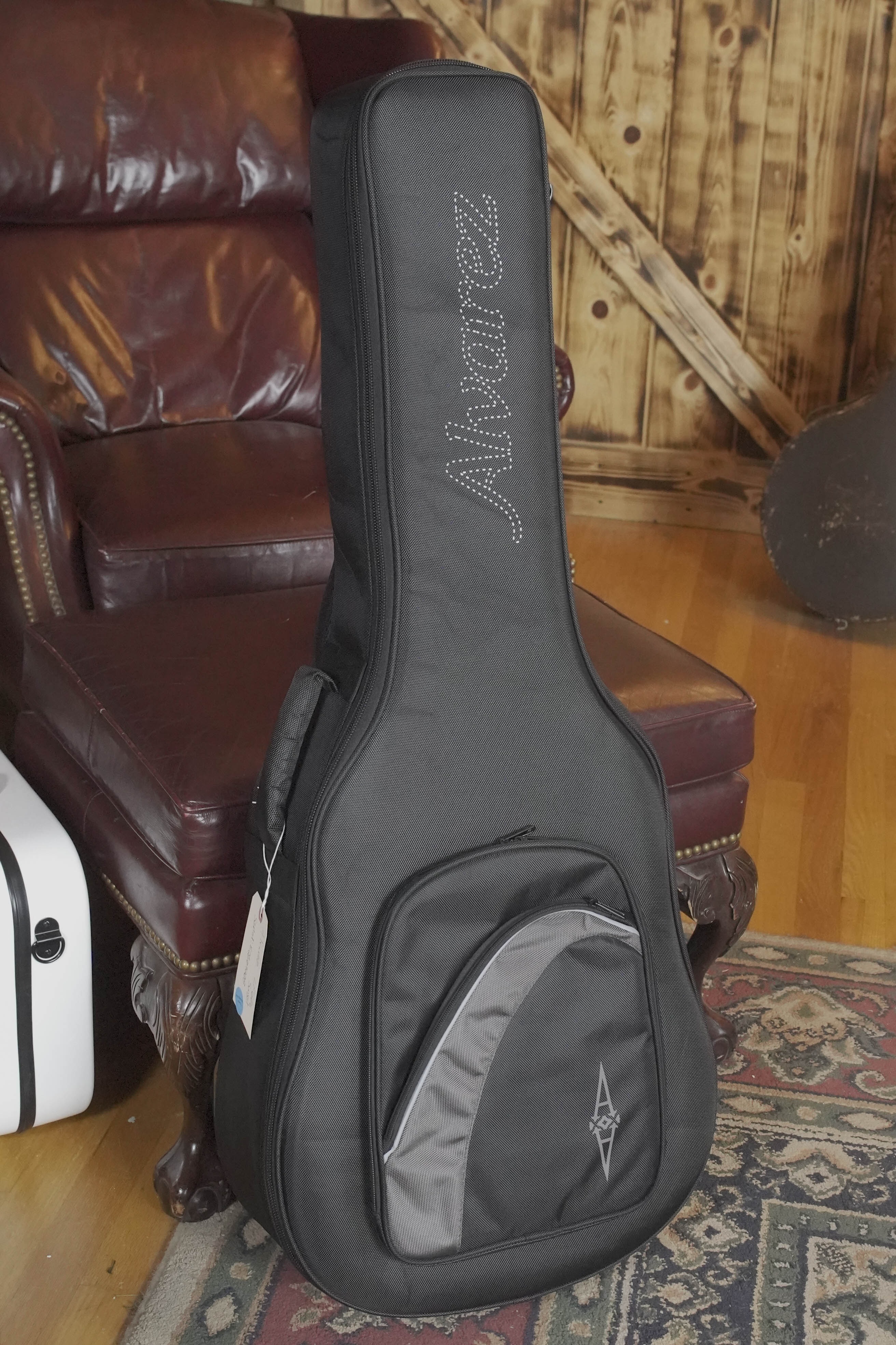 Alvarez Laureate Series LF60e Sunset Sitka/Mahogany OM Guitar w/LR Baggs Hifi Pickup #2015