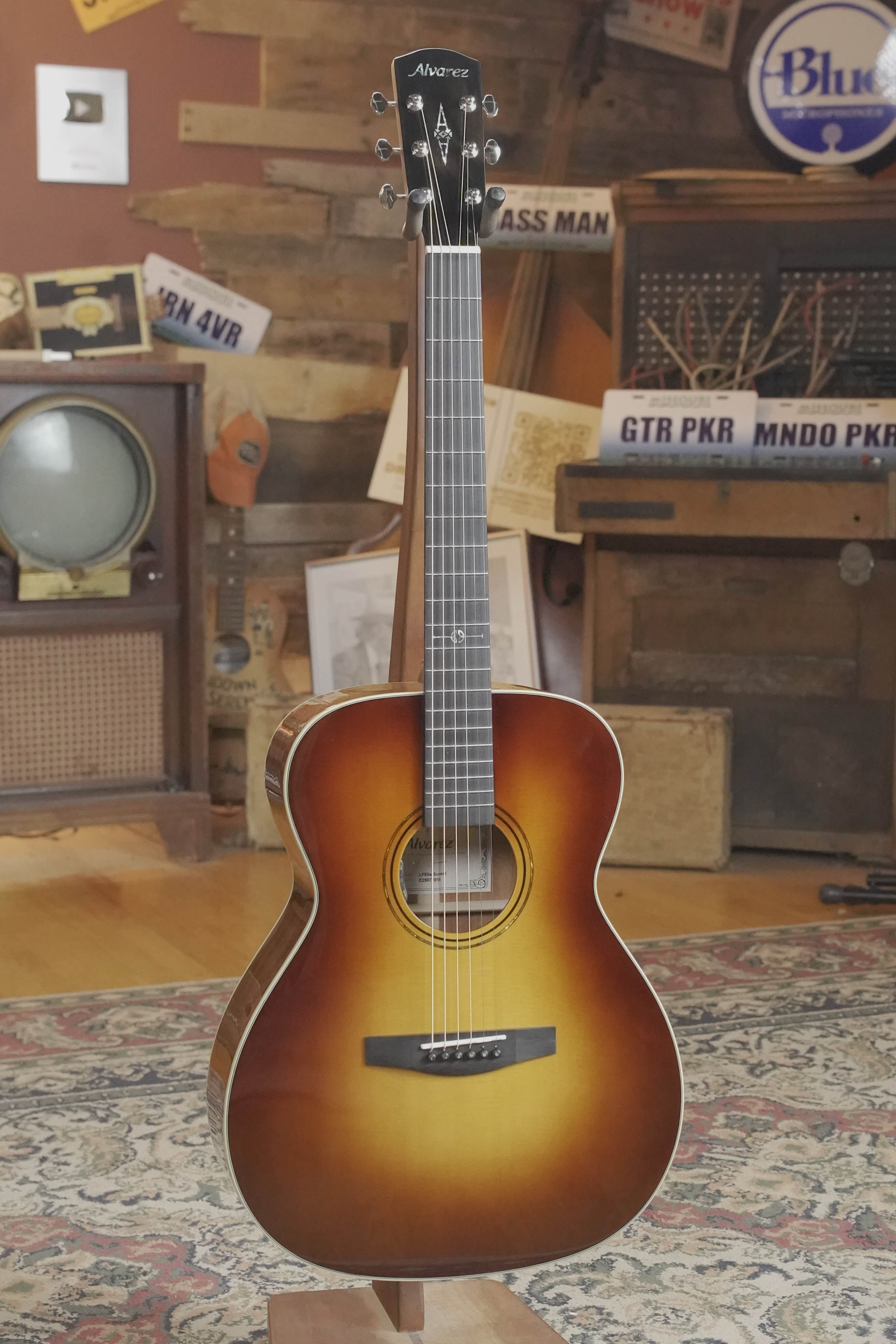 Alvarez Laureate Series LF60e Sunset Sitka/Mahogany OM Guitar w/LR Baggs Hifi Pickup #2015