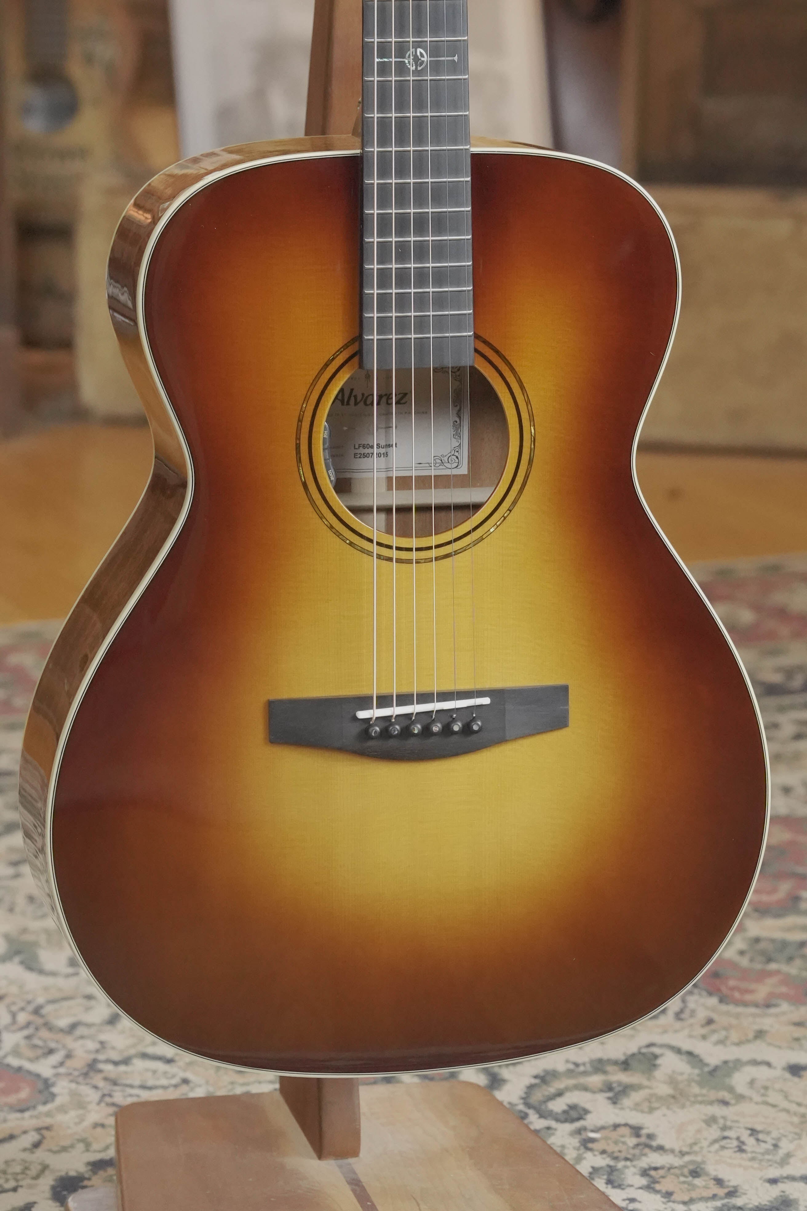 Alvarez Laureate Series LF60e Sunset Sitka/Mahogany OM Guitar w/LR Baggs Hifi Pickup #2015