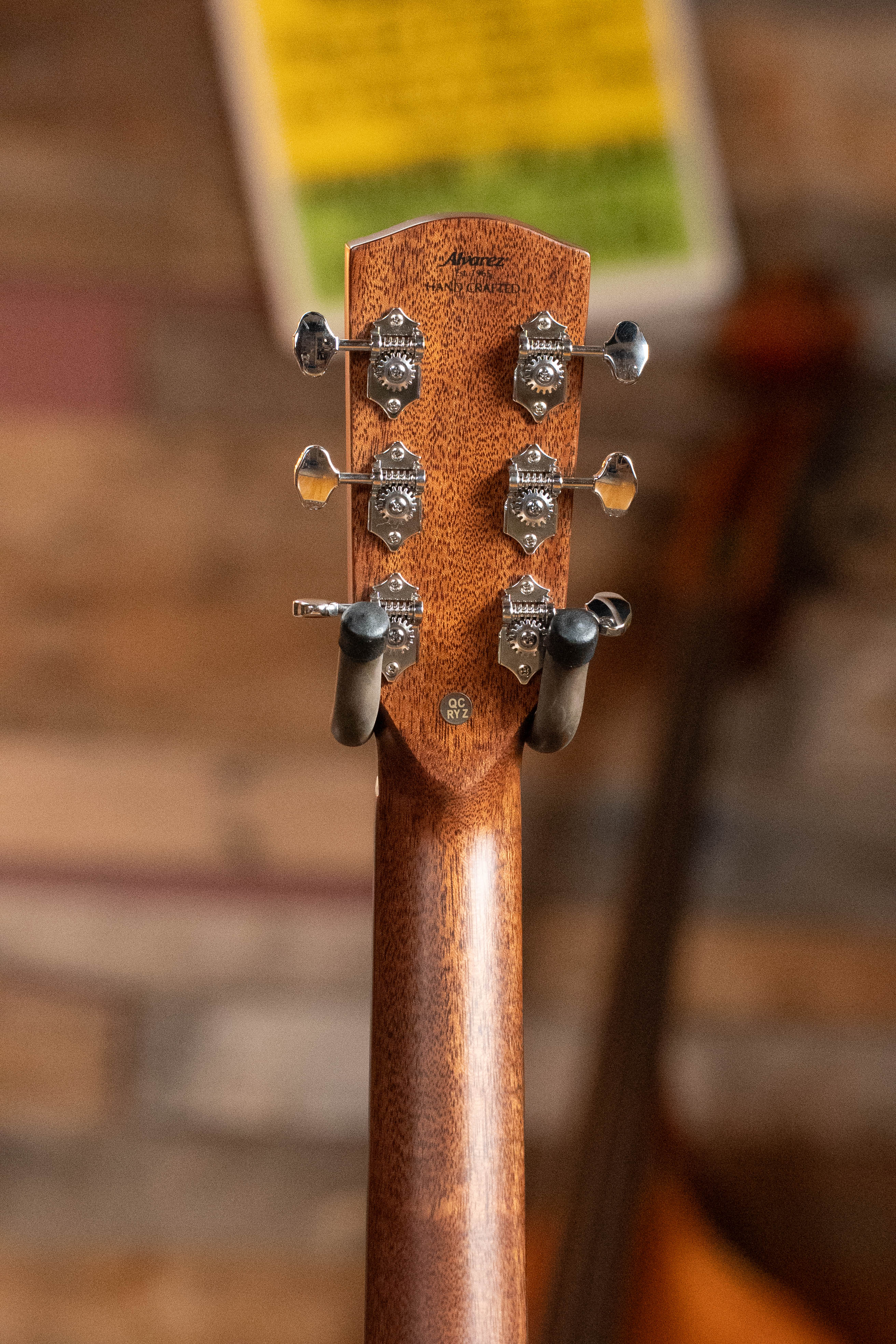 Alvarez Laureate Series LF70e Herringbone Sitka/Rosewood Sunset OM Guitar w/LR Baggs Hifi Pickup #2884