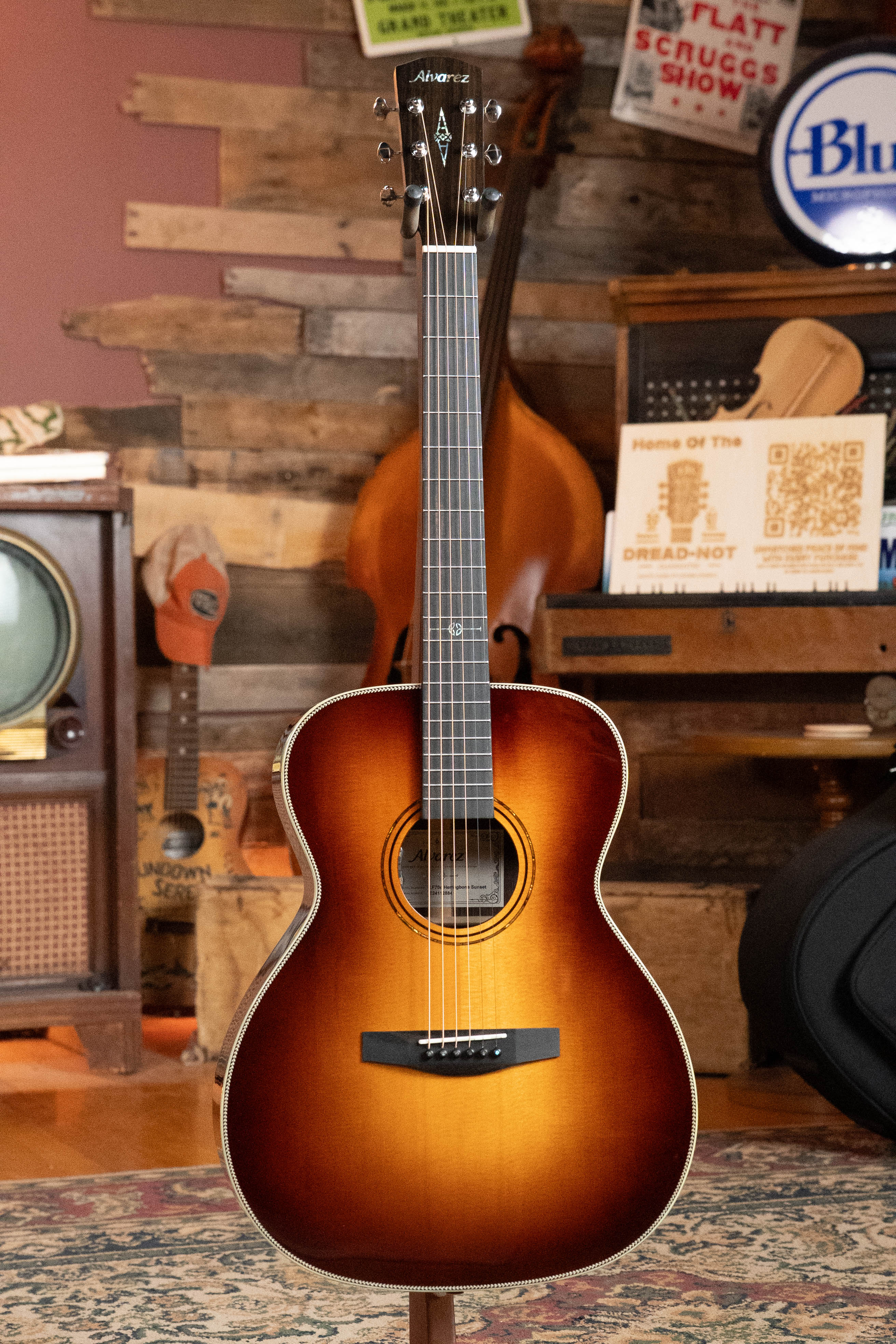 Alvarez Laureate Series LF70e Herringbone Sitka/Rosewood Sunset OM Guitar w/LR Baggs Hifi Pickup #2884