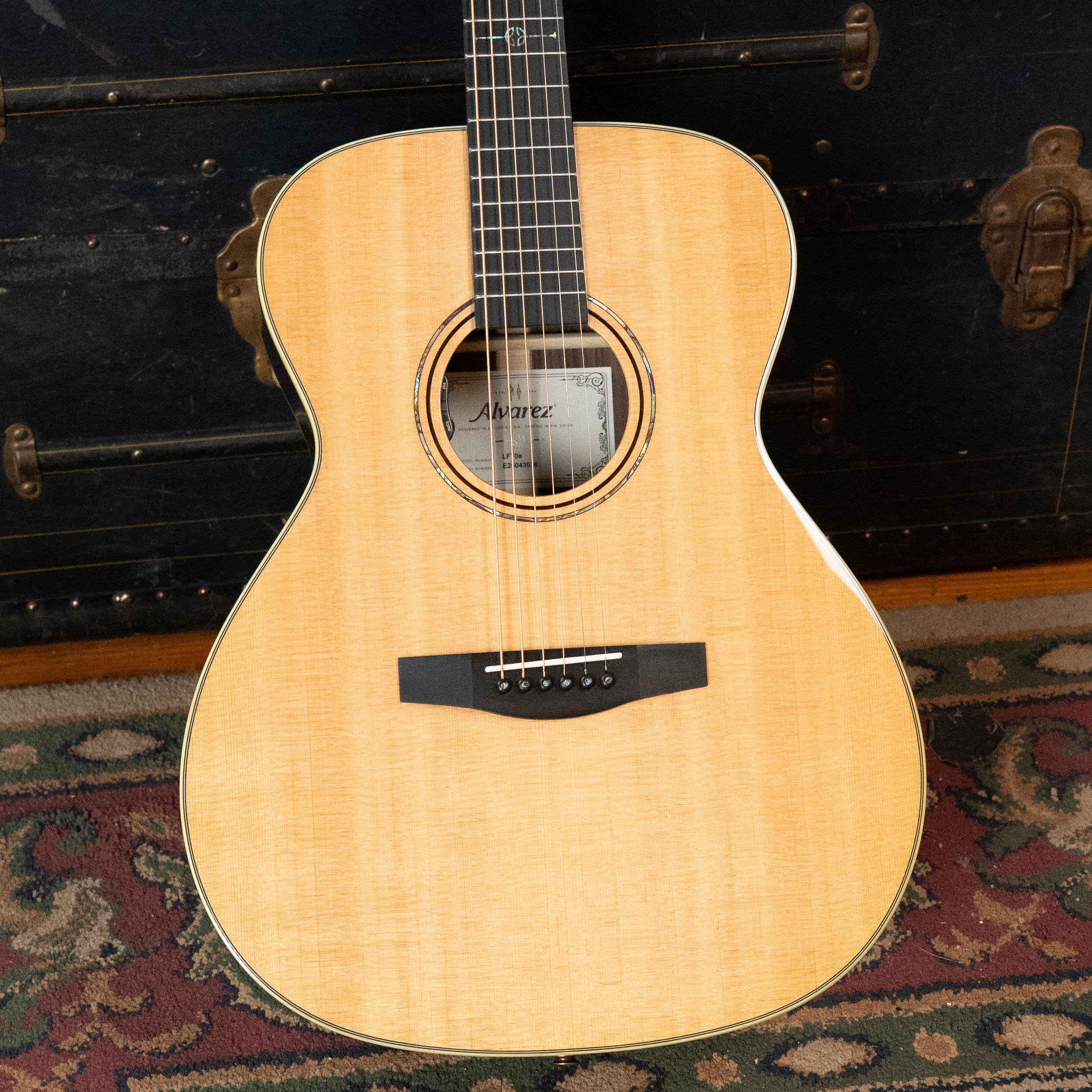 Alvarez Laureate Series LF70e Herringbone Sitka/Rosewood Sunset OM Guitar w/LR Baggs Hifi Pickup #3036