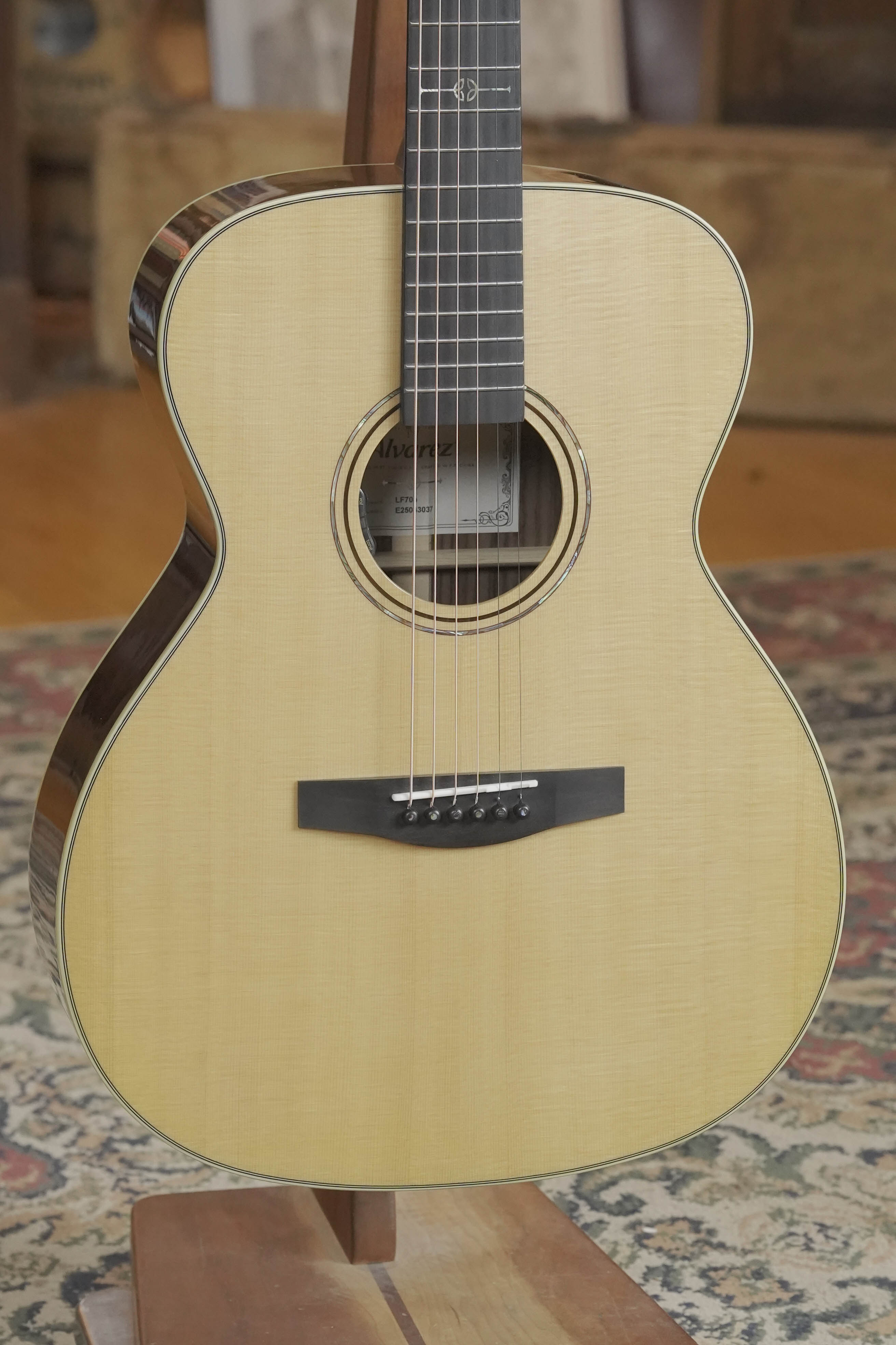 Alvarez Laureate Series LF70e Herringbone Sitka/Rosewood Sunset OM Guitar w/LR Baggs Hifi Pickup #3037