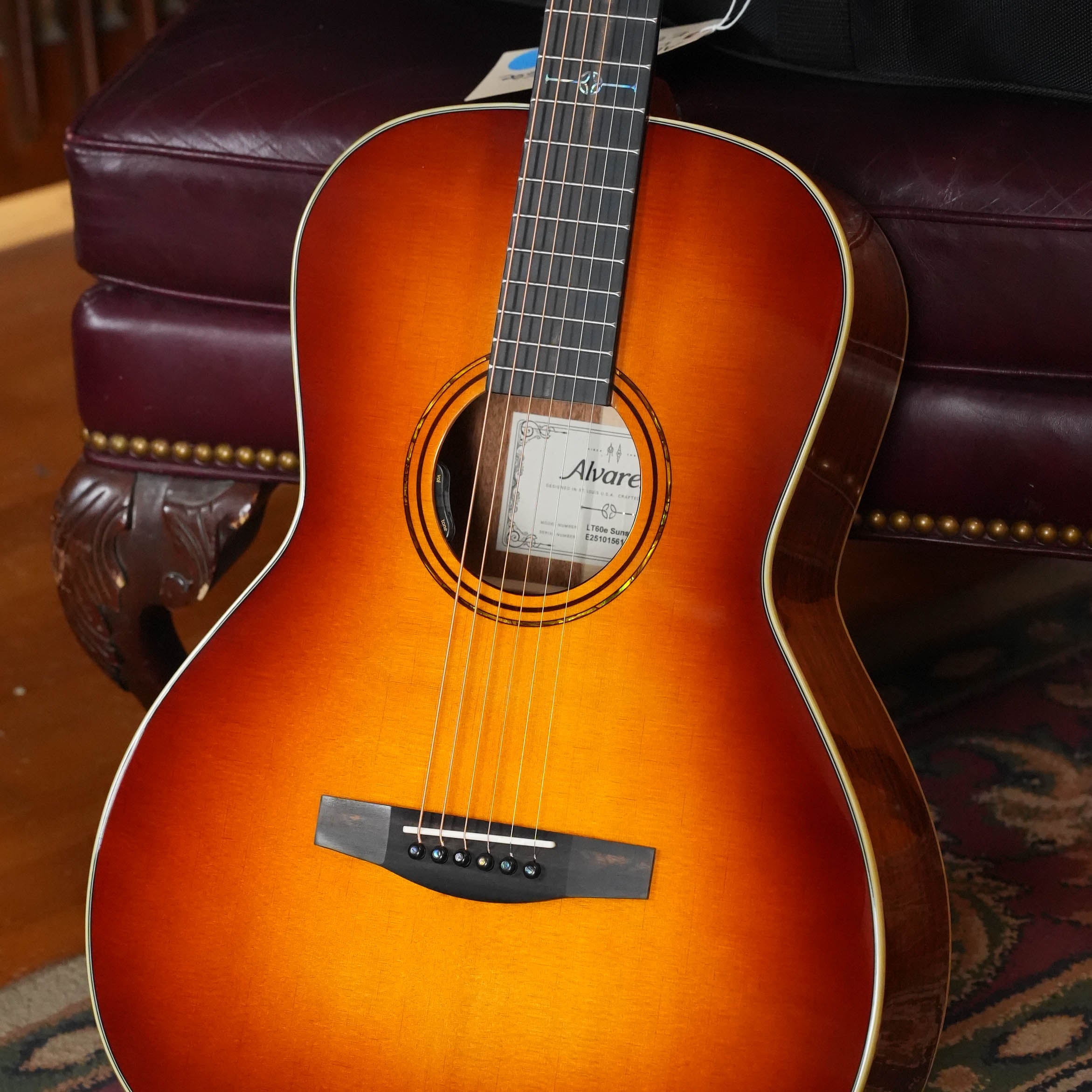 Alvarez Laureate Series LT60e Sunset Sitka/Mahogany OOO Guitar w/LR Baggs Hifi Pickup #1561