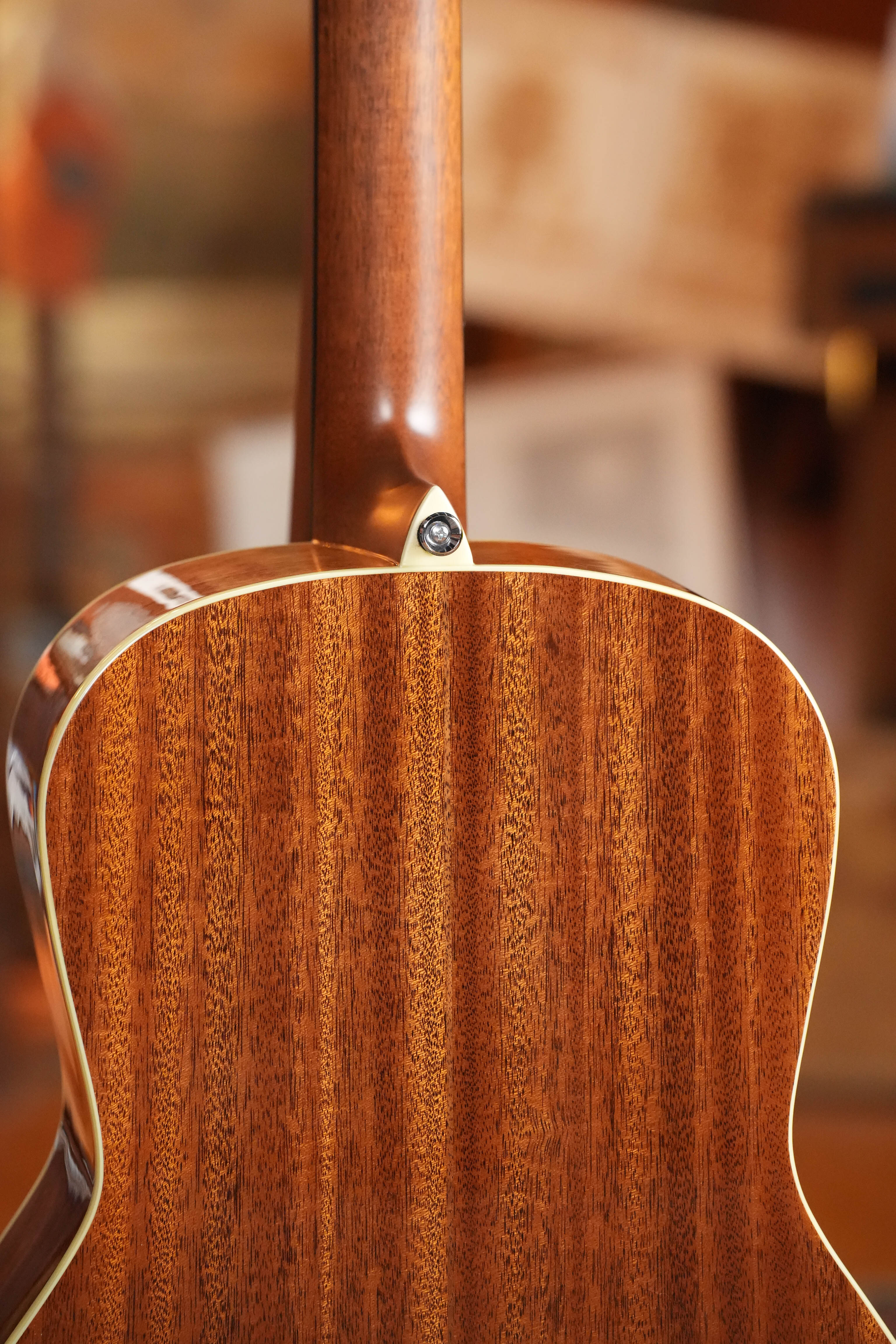 Alvarez Laureate Series LT60e Sunset Sitka/Mahogany OOO Guitar w/LR Baggs Hifi Pickup #1561