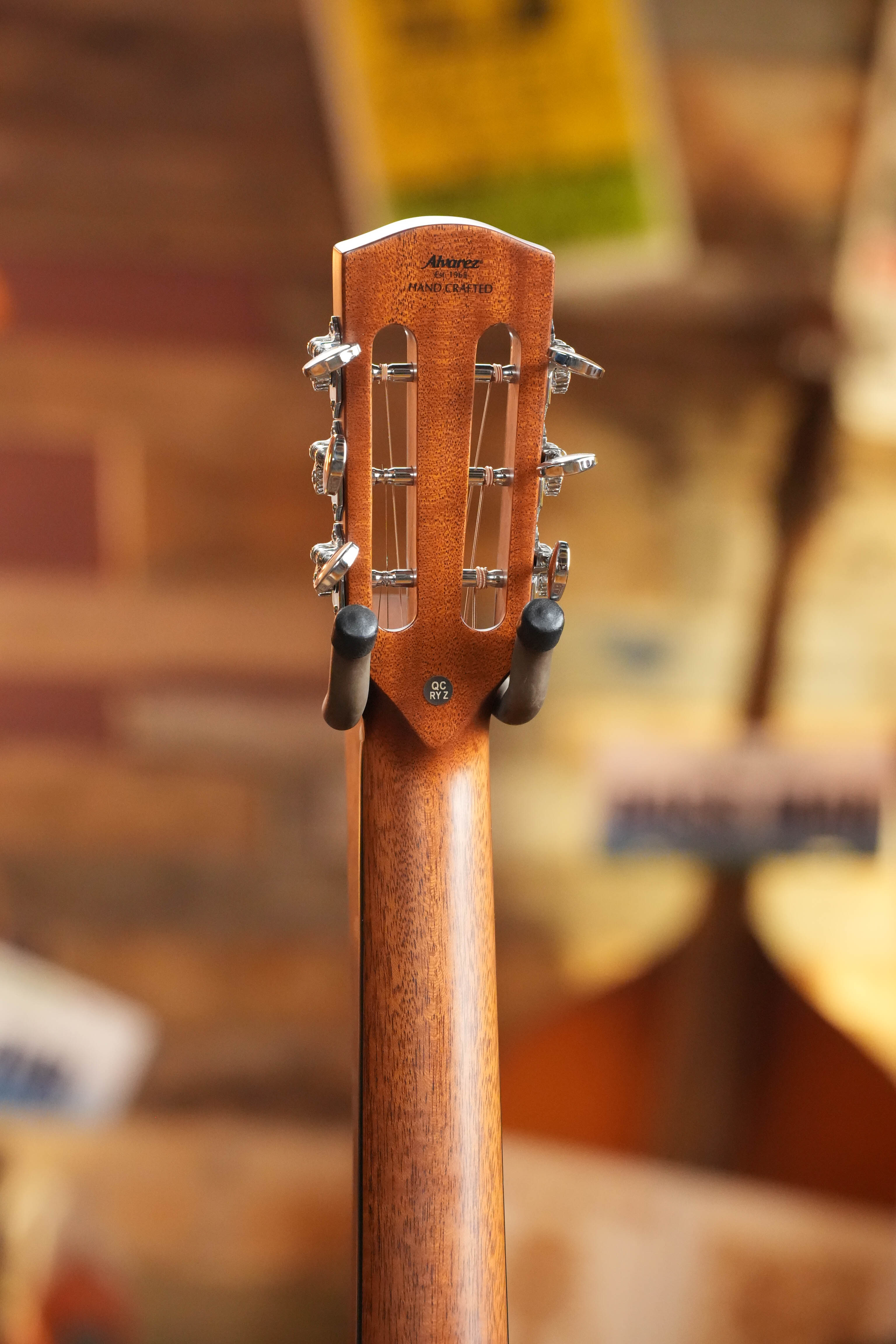 Alvarez Laureate Series LT60e Sunset Sitka/Mahogany OOO Guitar w/LR Baggs Hifi Pickup #1561