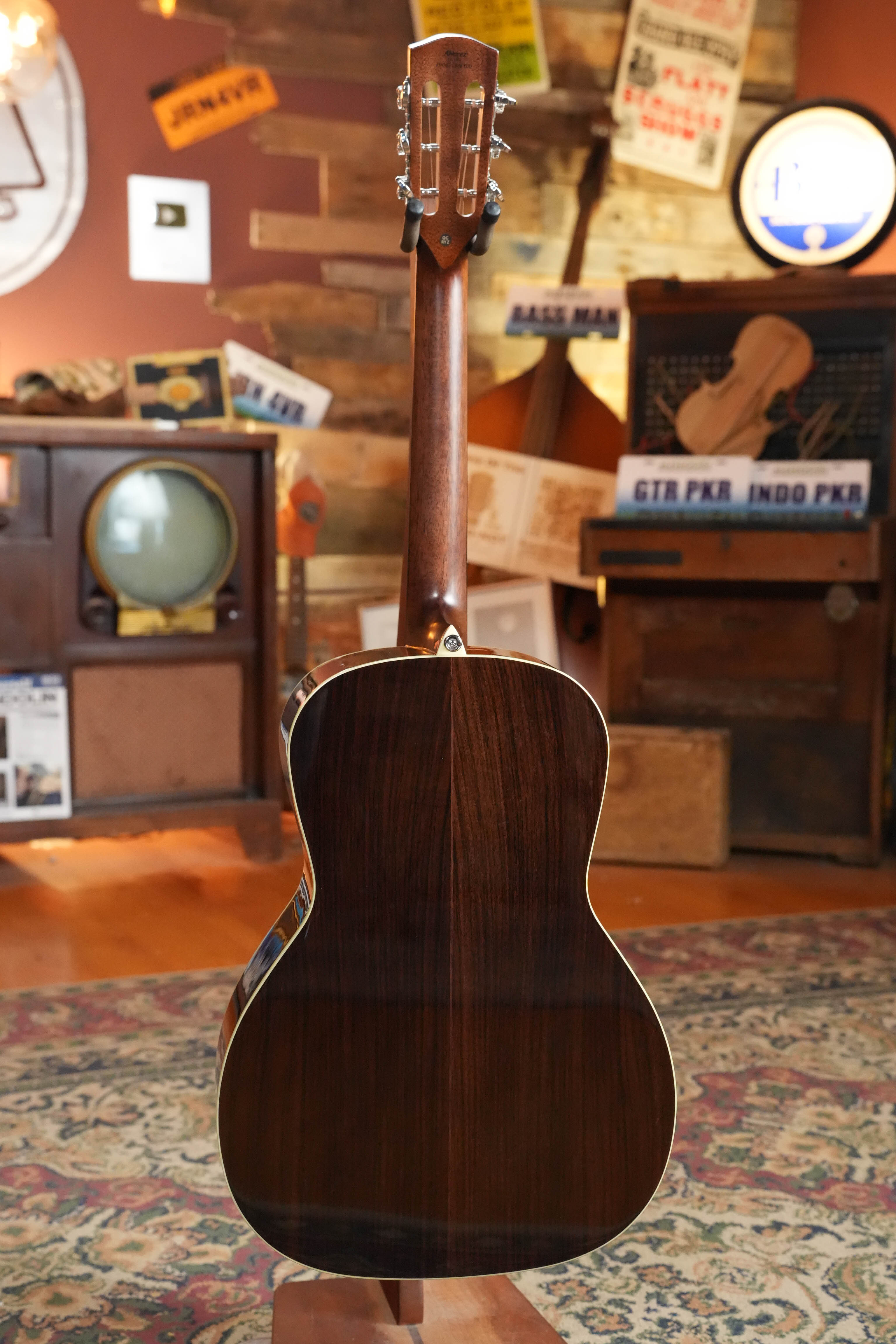 Alvarez Laureate Series LT70e Sitka/Rosewood Herringbone Sunset OOO Guitar w/LR Baggs Electronics #1327