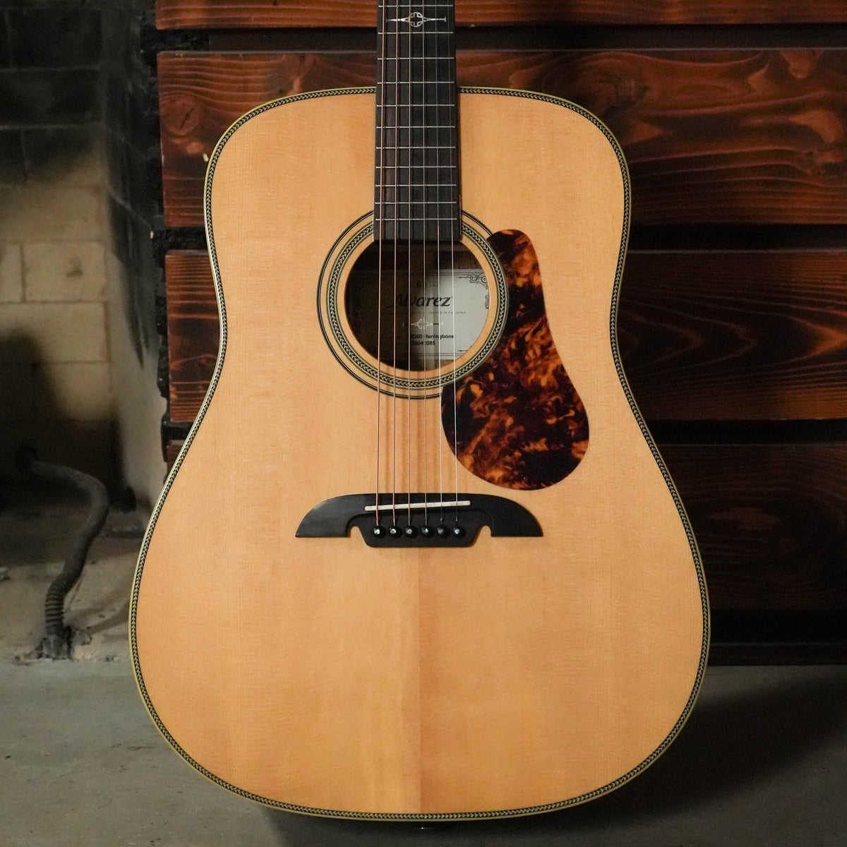 Alvarez Masterworks Series MD60 Herringbone Sitka/African Mahogany Dreadnought Acoustic Guitar #2085