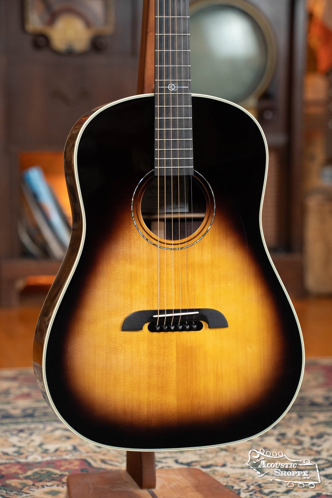 *Dread-Not Certified Used* Alvarez Yairi Masterworks DYMR70 Sitka/East Indian Rosewood Sunburst Slope Shoulder Dreadnought Guitar #5750