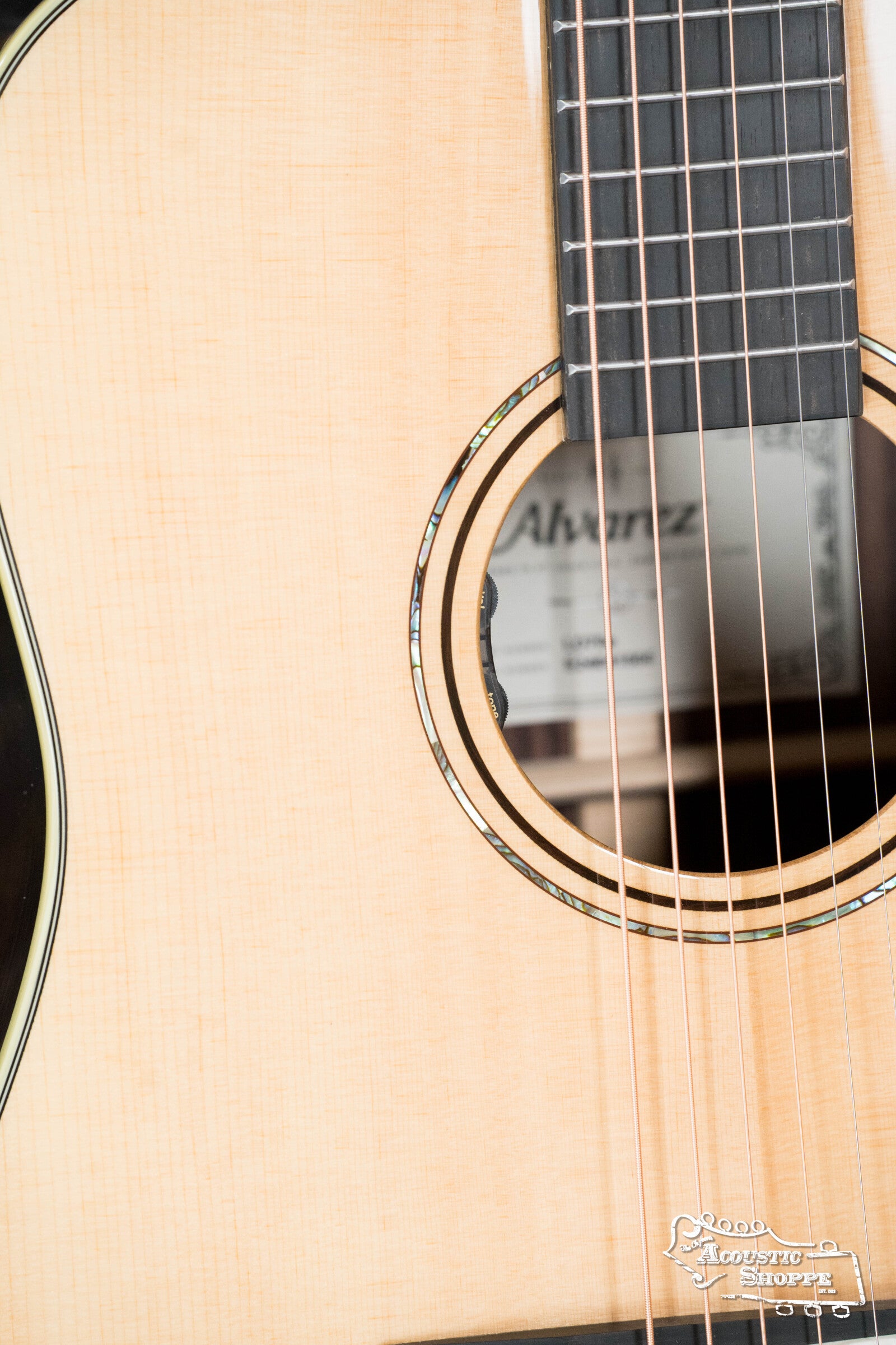 Alvarez Laureate LD70e Sitka/East Indian Rosewood Dreadnought Guitar w/LR Baggs Pickup #1566