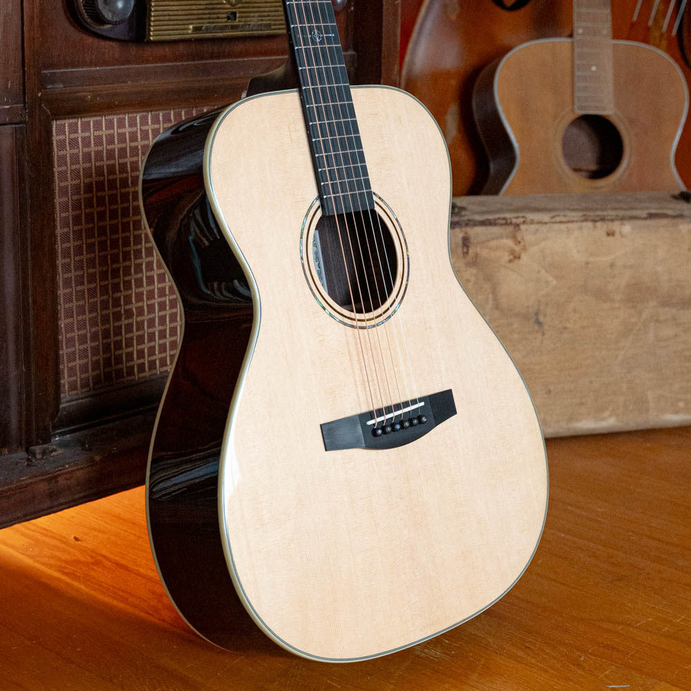 Alvarez Laureate LF70e Sitka/East Indian Rosewood Folk/OM Guitar w/LR Baggs Pickup #0871