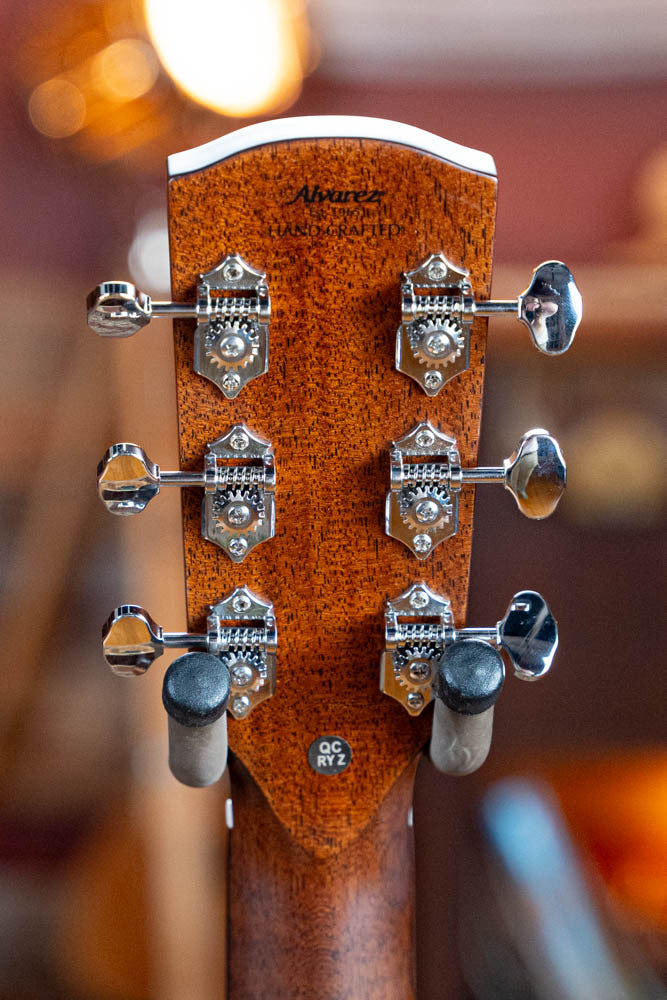 Alvarez Laureate LF70e Sitka/East Indian Rosewood Folk/OM Guitar w/LR Baggs Pickup #0871