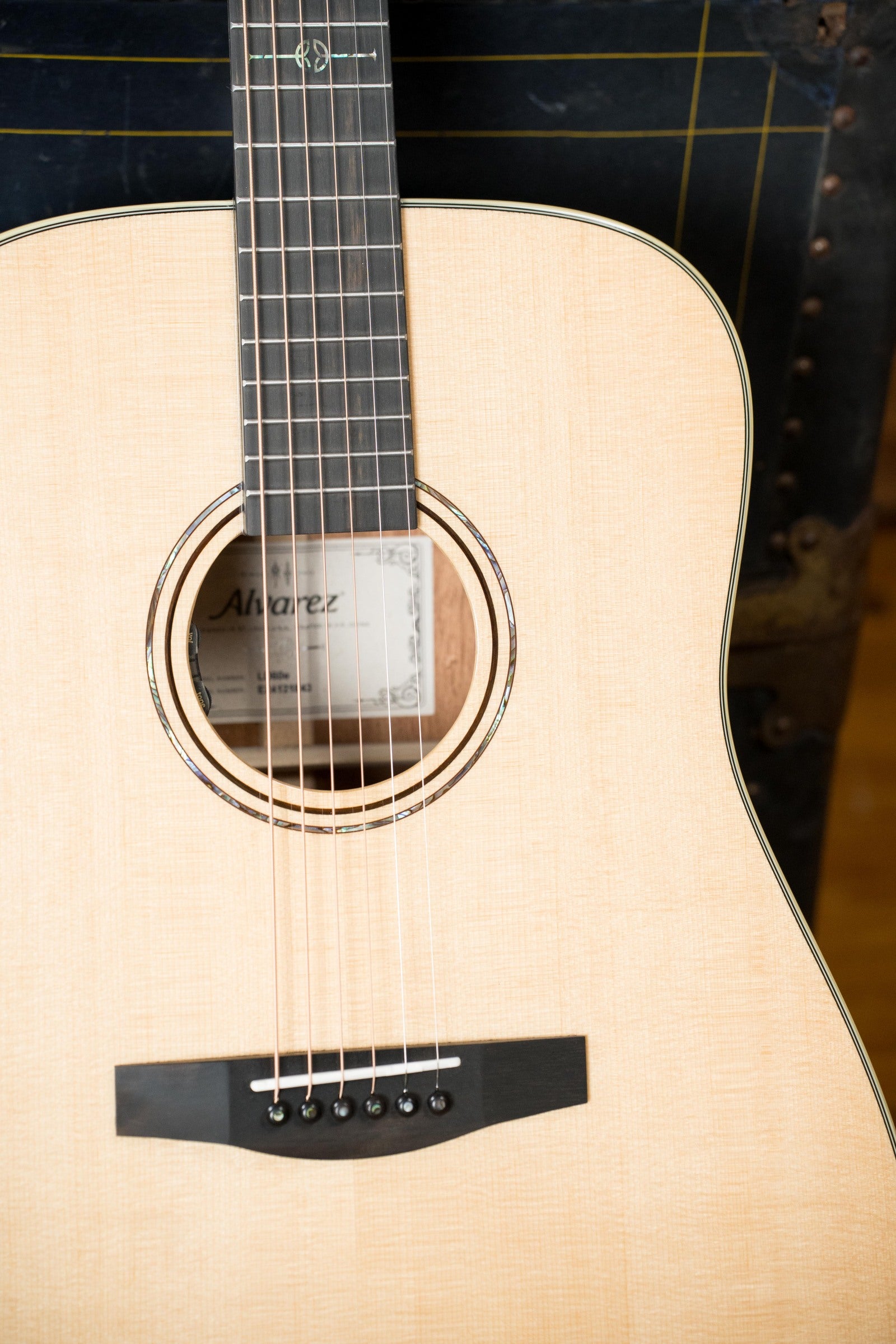 Alvarez Laureate Series LD60e Sitka/Mahogany Dreadnought Guitar w/LR Baggs Hifi Pickup #1843