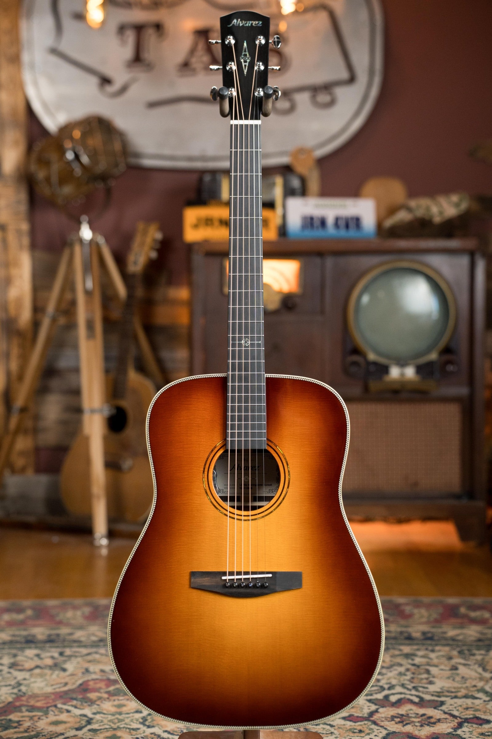 Alvarez Laureate Series LD70e Herringbone Sunset Sitka/Rosewood Dreadnought Guitar w/LR Baggs Hifi Pickup #2836