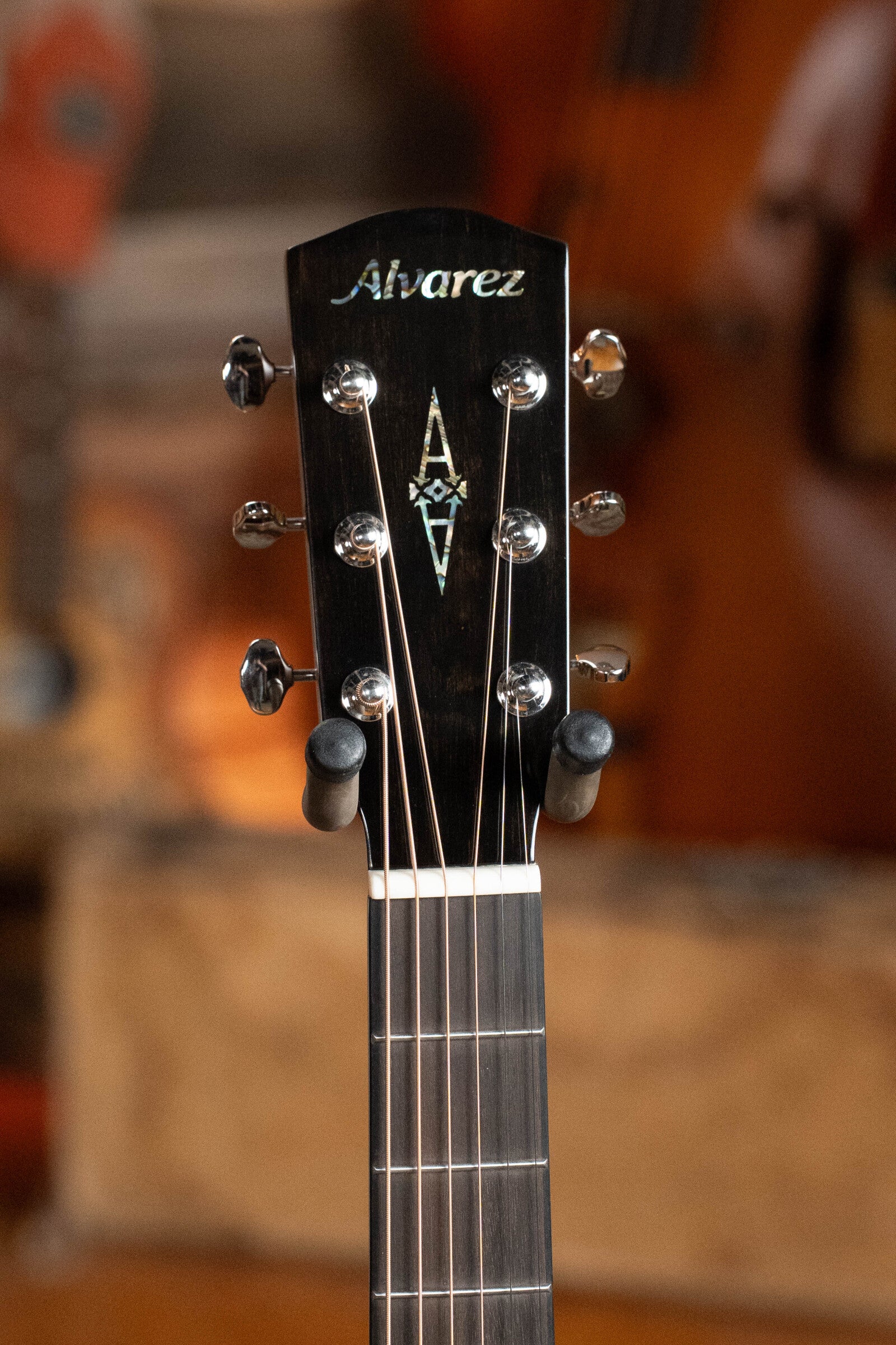 Alvarez Laureate Series LD70e Herringbone Sunset Sitka/Rosewood Dreadnought Guitar w/LR Baggs Hifi Pickup #2981