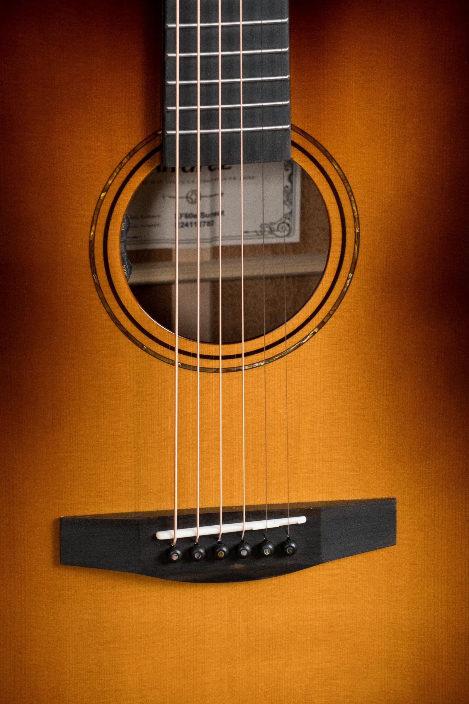 Alvarez Laureate Series LF60e Sunset Sitka/Mahogany OM Guitar w/LR Baggs Hifi Pickup #2782