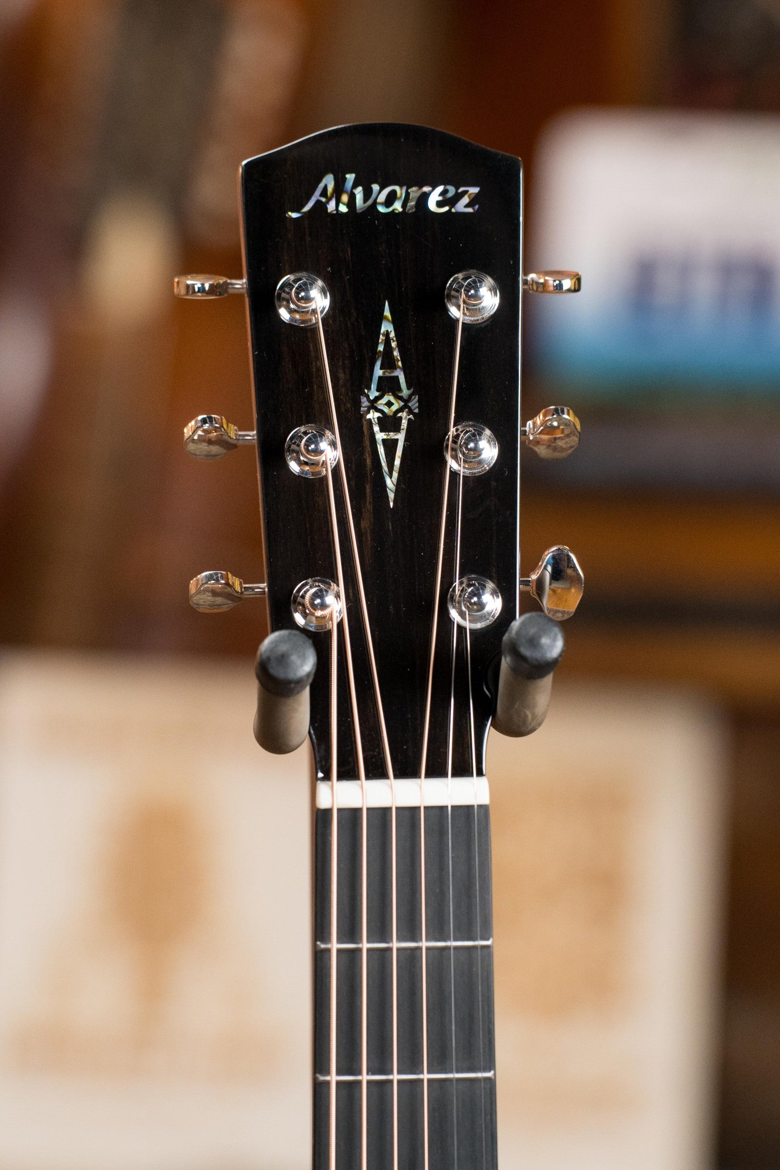 Alvarez Laureate Series LF60e Sunset Sitka/Mahogany OM Guitar w/LR Baggs Hifi Pickup #2782