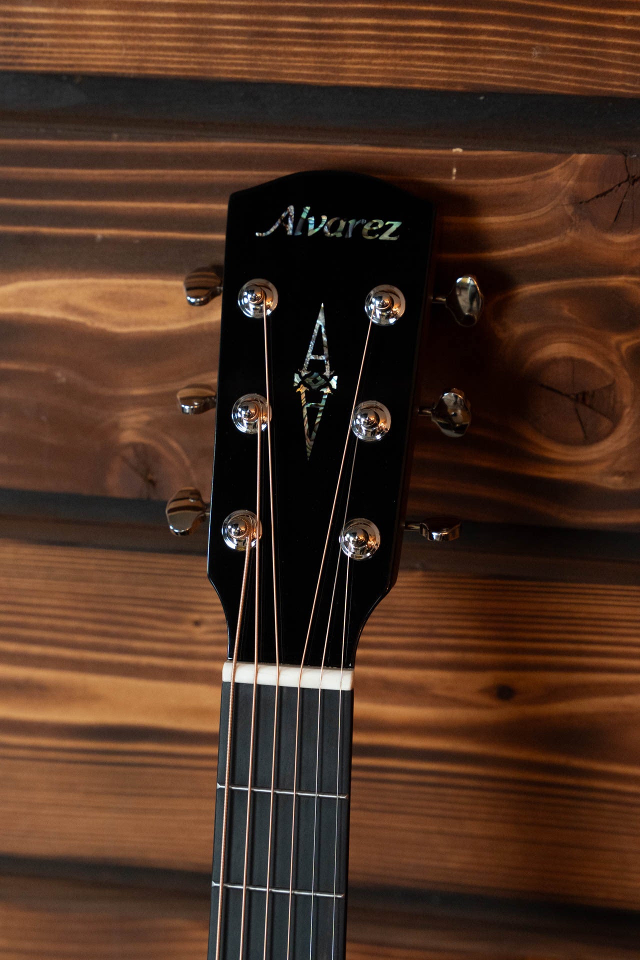 Alvarez Laureate Series LF70e Herringbone Sitka/Rosewood Sunset OM Guitar w/LR Baggs Hifi Pickup #2894