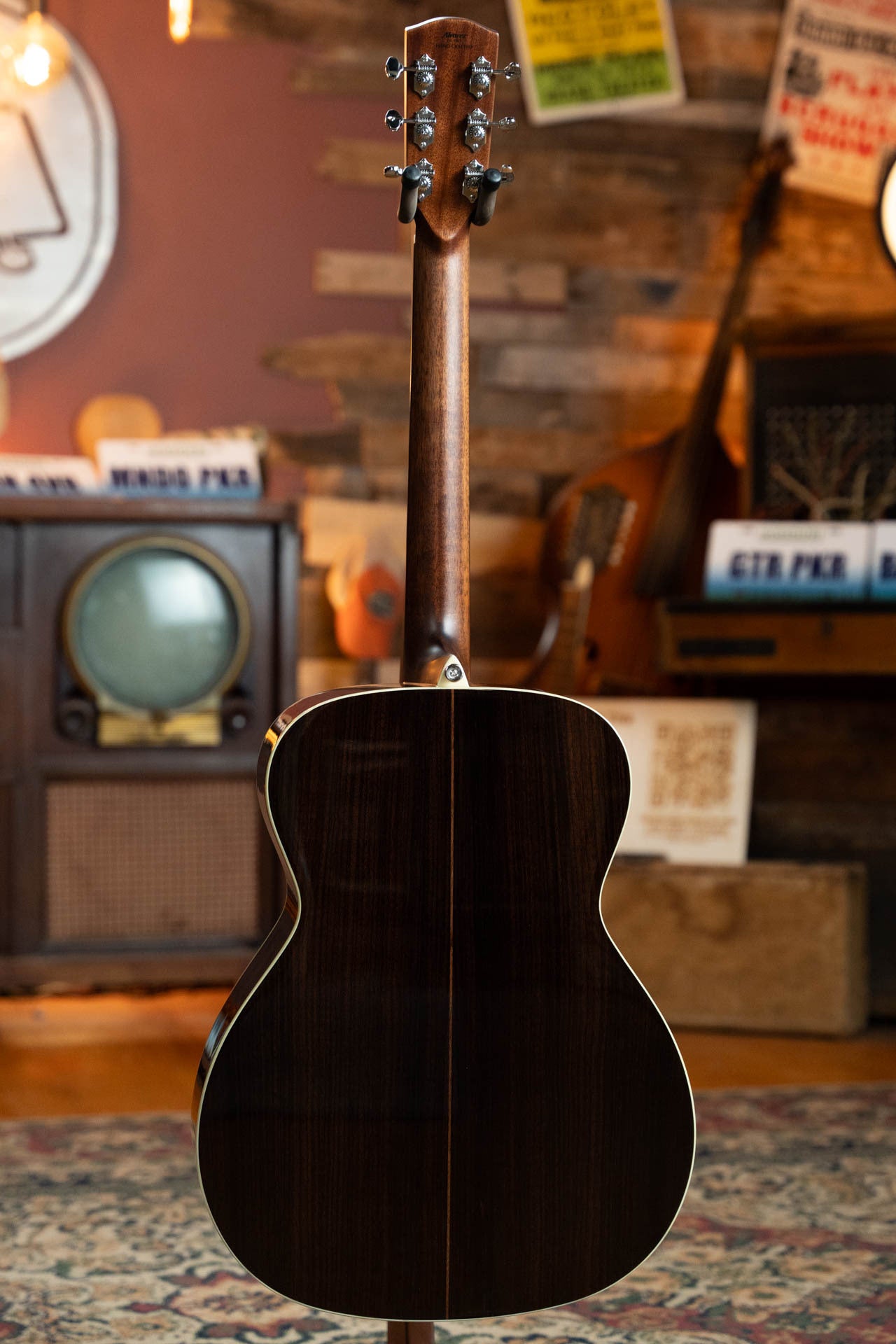 Alvarez Laureate Series LF70e Herringbone Sitka/Rosewood Sunset OM Guitar w/LR Baggs Hifi Pickup #2894