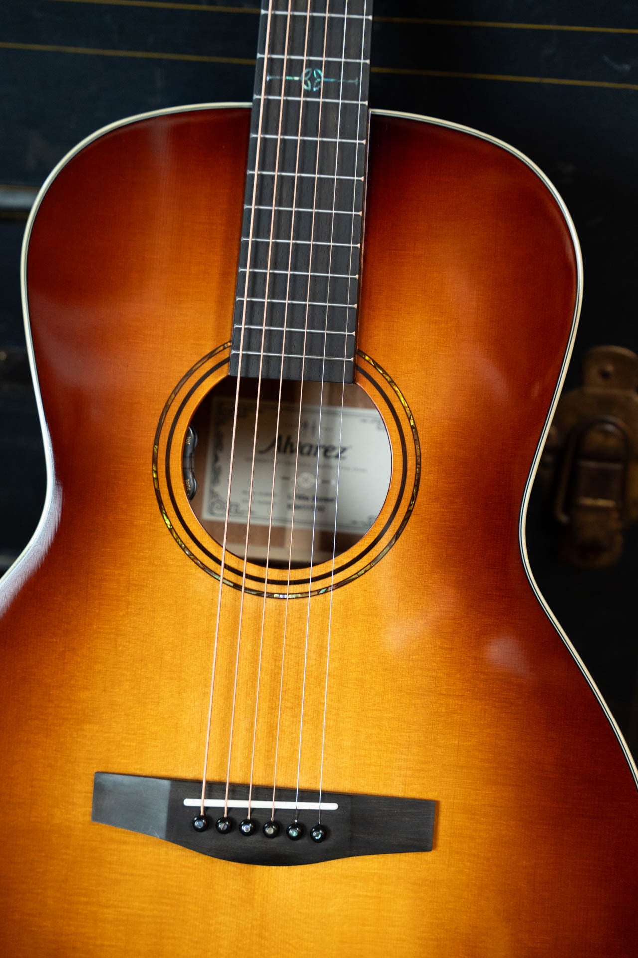 Alvarez Laureate Series LT60e Sunset Sitka/Mahogany OOO Guitar w/LR Baggs Hifi Pickup #1793