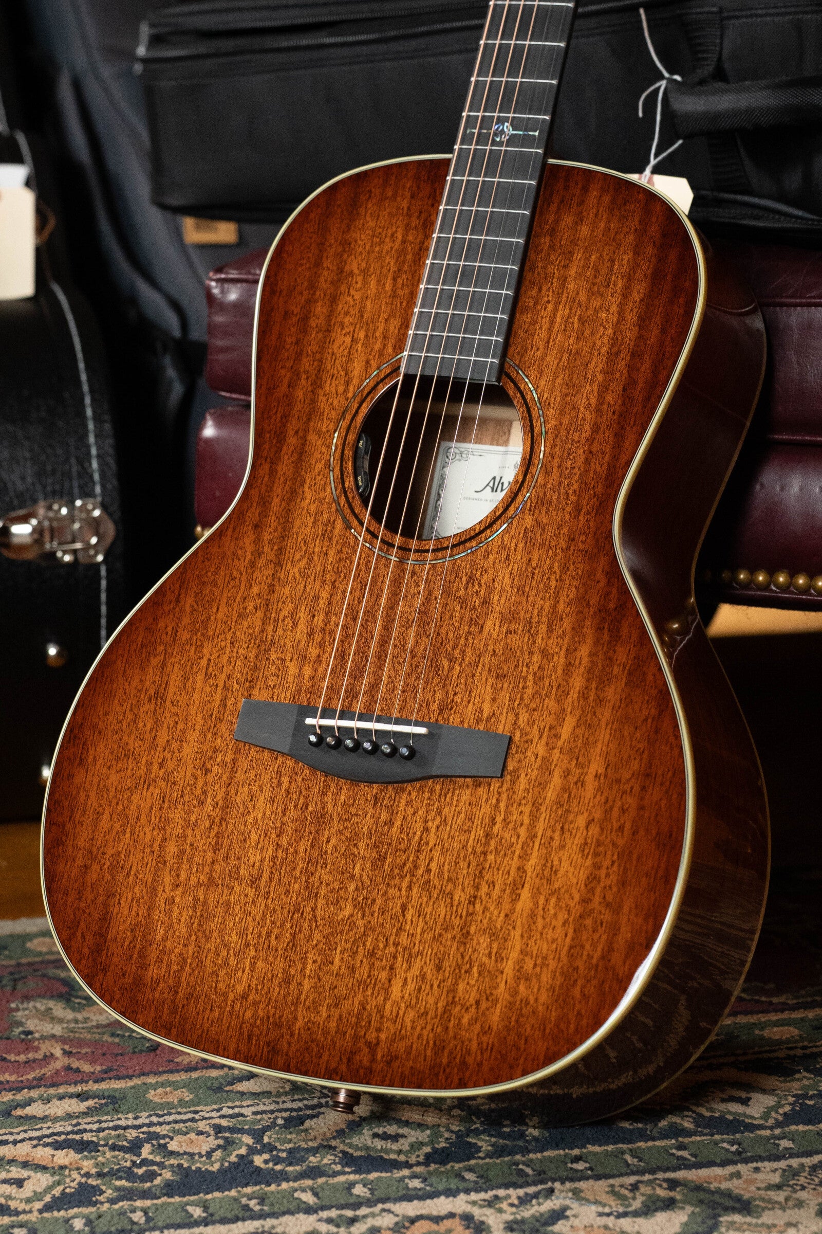 Alvarez Laureate Series LT66e Daybreak All Mahogany OOO Guitar w/LR Baggs Hifi Pickup #2011