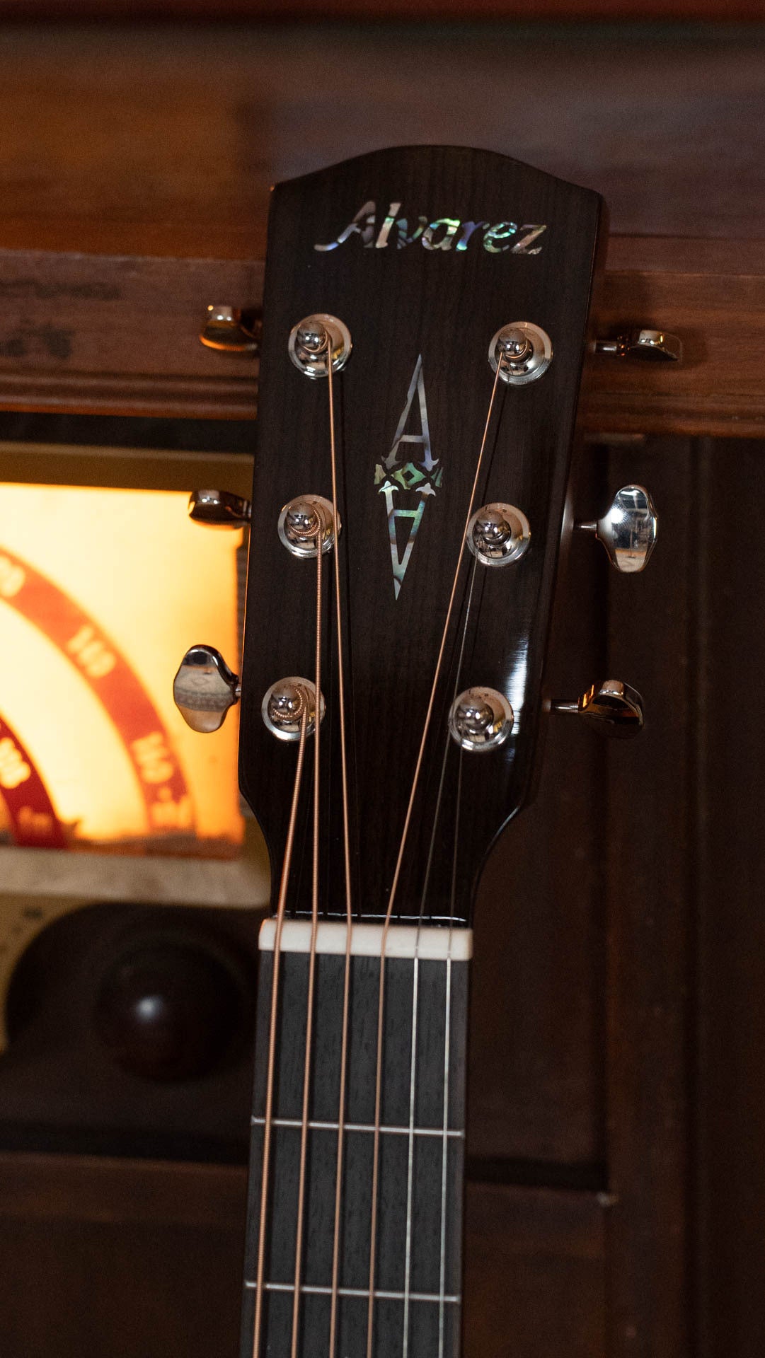 Alvarez Masterworks Limited Edition 60th Anniversary MF70 Diamond Shadowburst OM Acoustic Guitar #2501