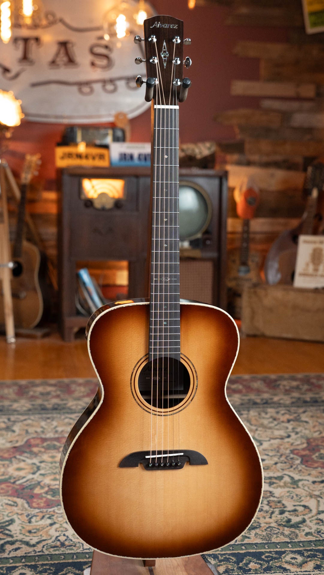 Alvarez Masterworks Limited Edition 60th Anniversary MF70 Diamond Shadowburst OM Acoustic Guitar #2501