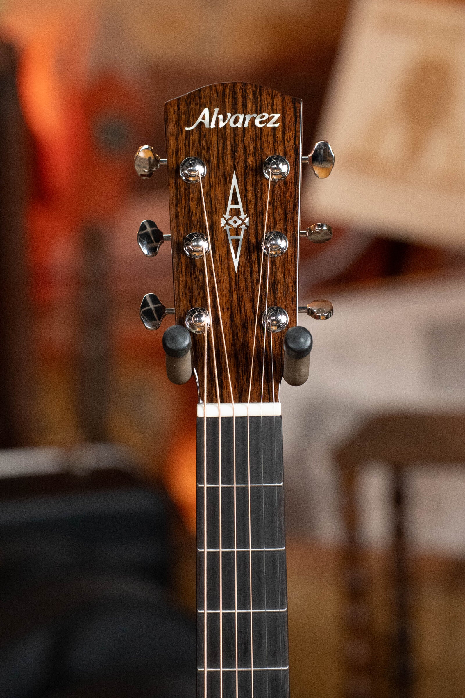Alvarez Masterworks Series MD60 Herringbone Sitka/African Mahogany Dreadnought Acoustic Guitar #2284