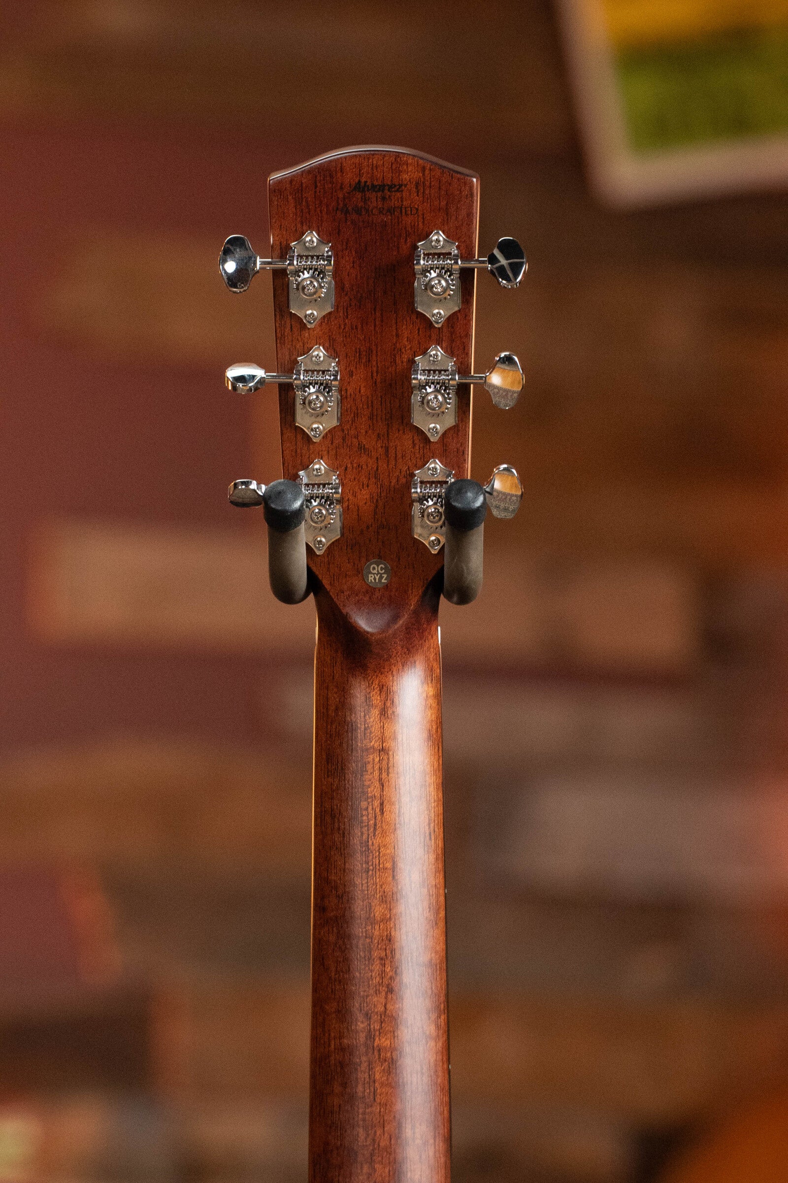 Alvarez Masterworks Series MD60 Herringbone Sitka/African Mahogany Dreadnought Acoustic Guitar #2284