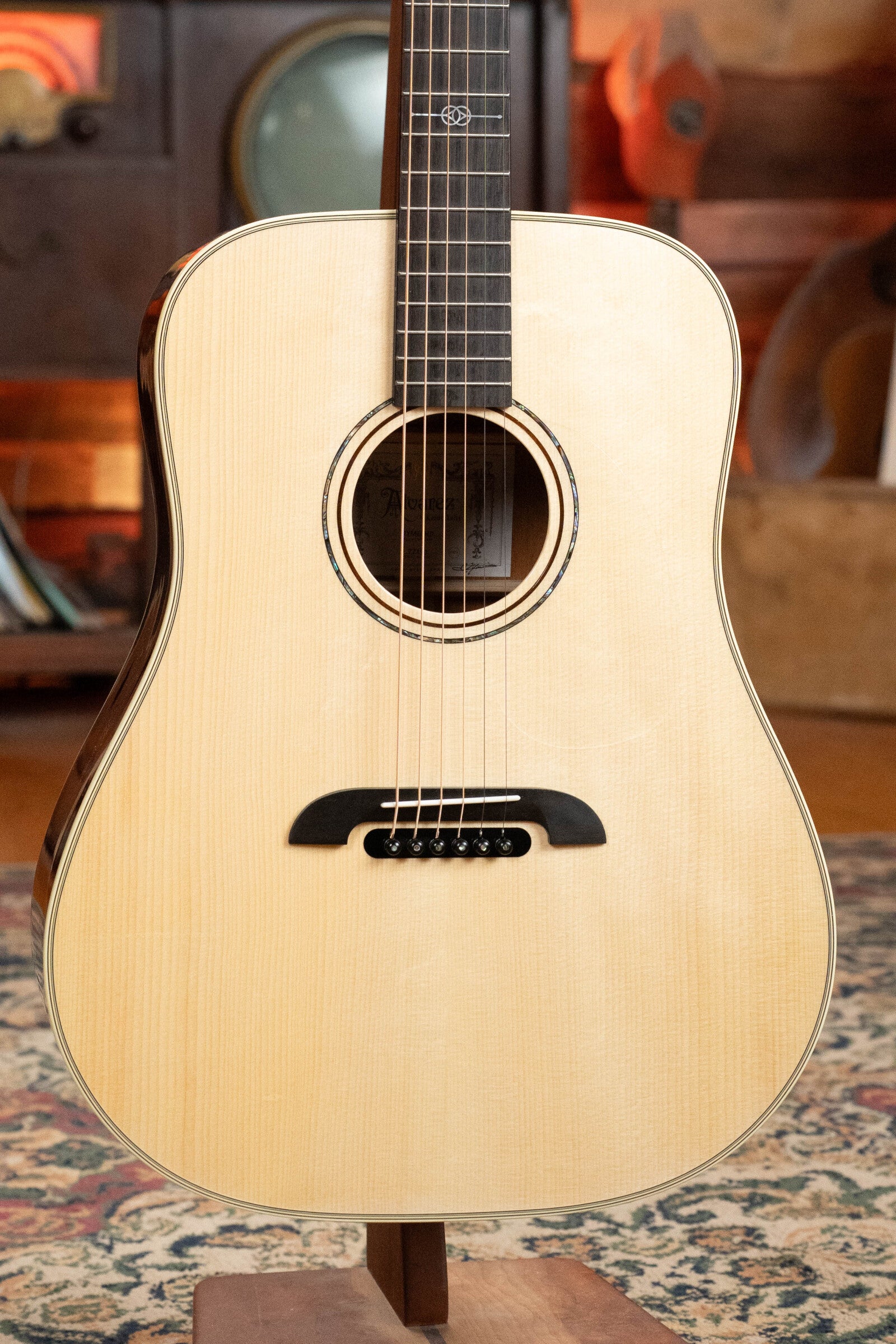 Alvarez Yairi Honduran Series DYM60HD Adirondack/Vintage Honduran Mahogany Dreadnought Acoustic Guitar #7150