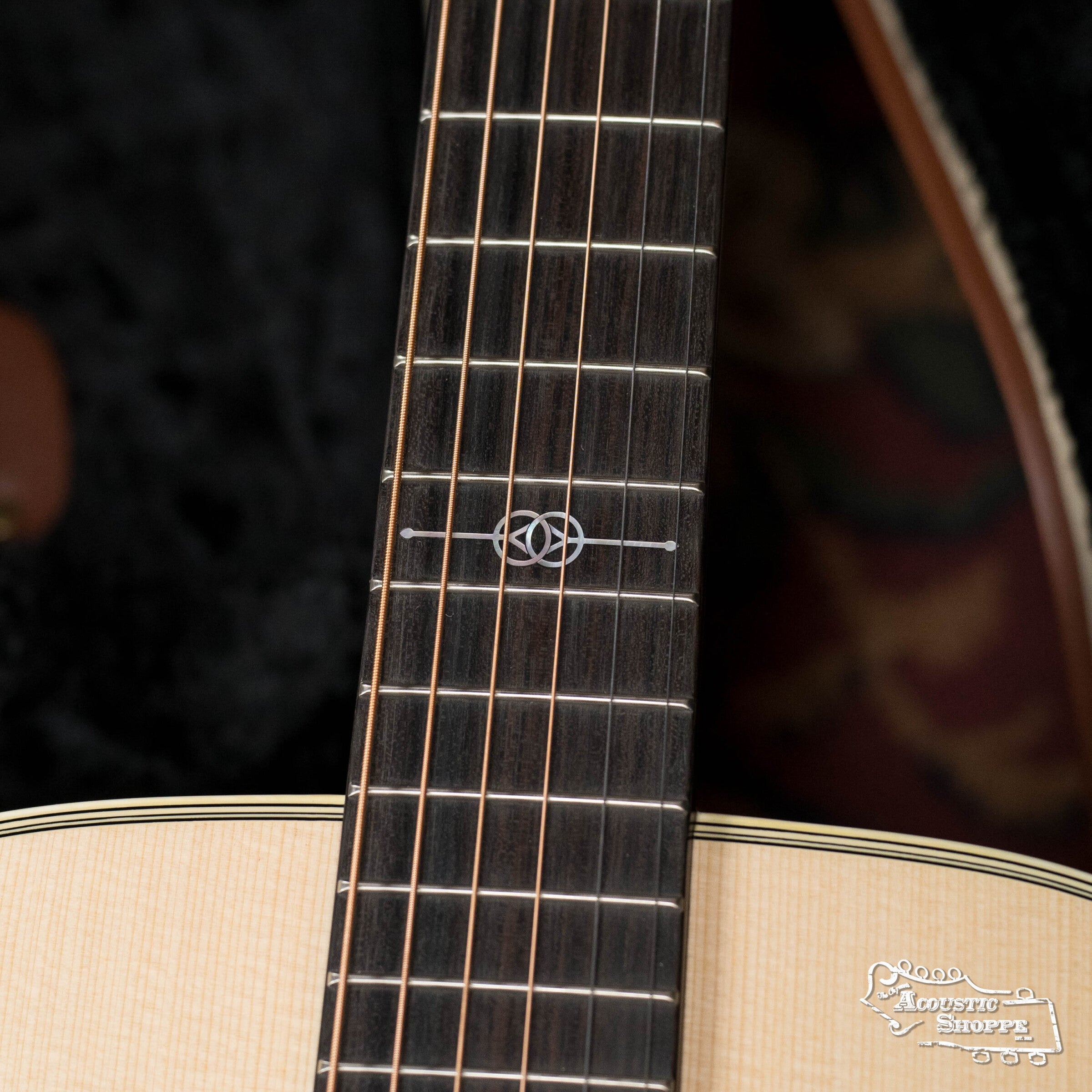 *Dread-Not Certified Used* Alvarez Yairi Honduran Series FYM60HD Adirondack/Vintage Honduran Mahogany OM Acoustic Guitar #6106