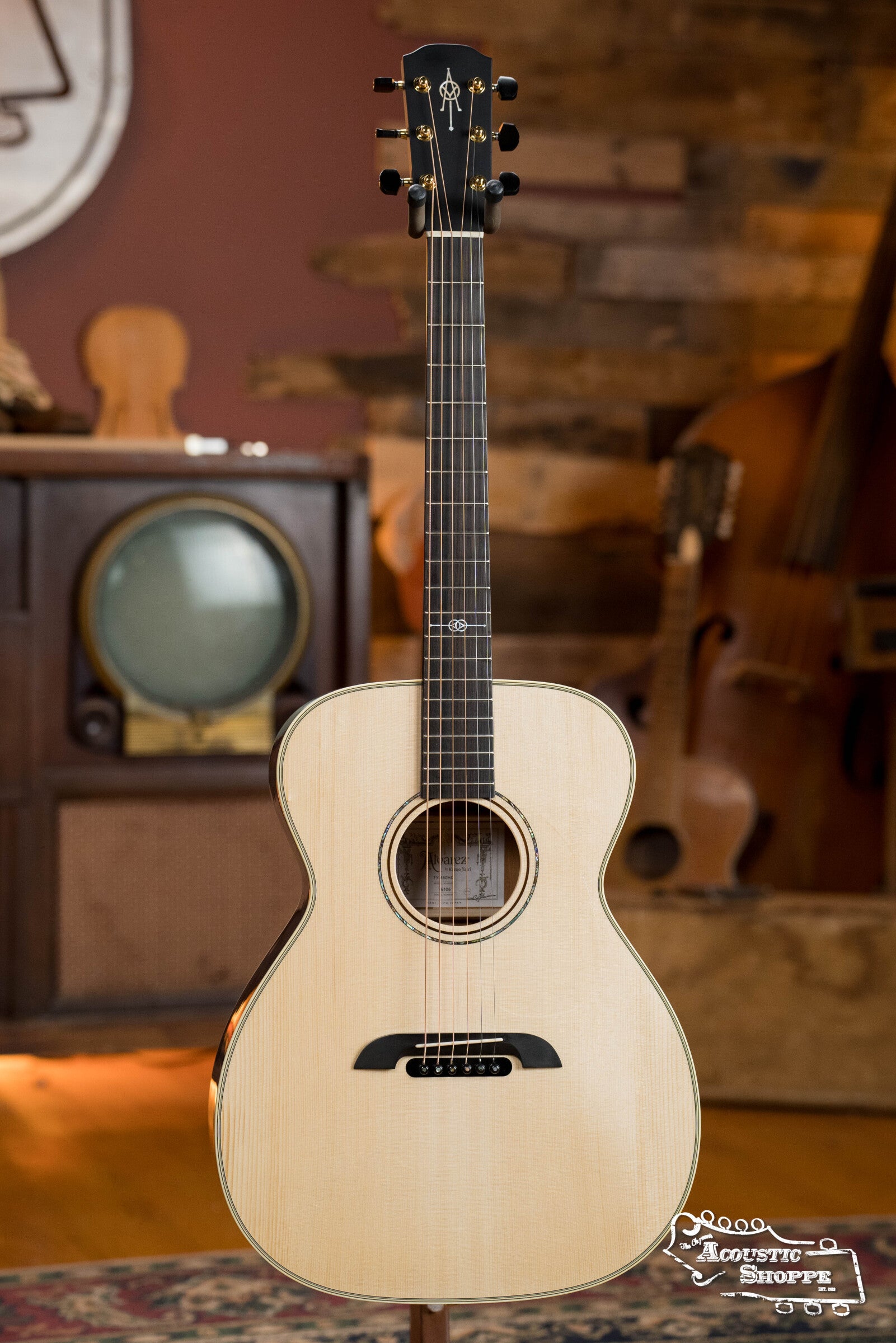 *Dread-Not Certified Used* Alvarez Yairi Honduran Series FYM60HD Adirondack/Vintage Honduran Mahogany OM Acoustic Guitar #6106